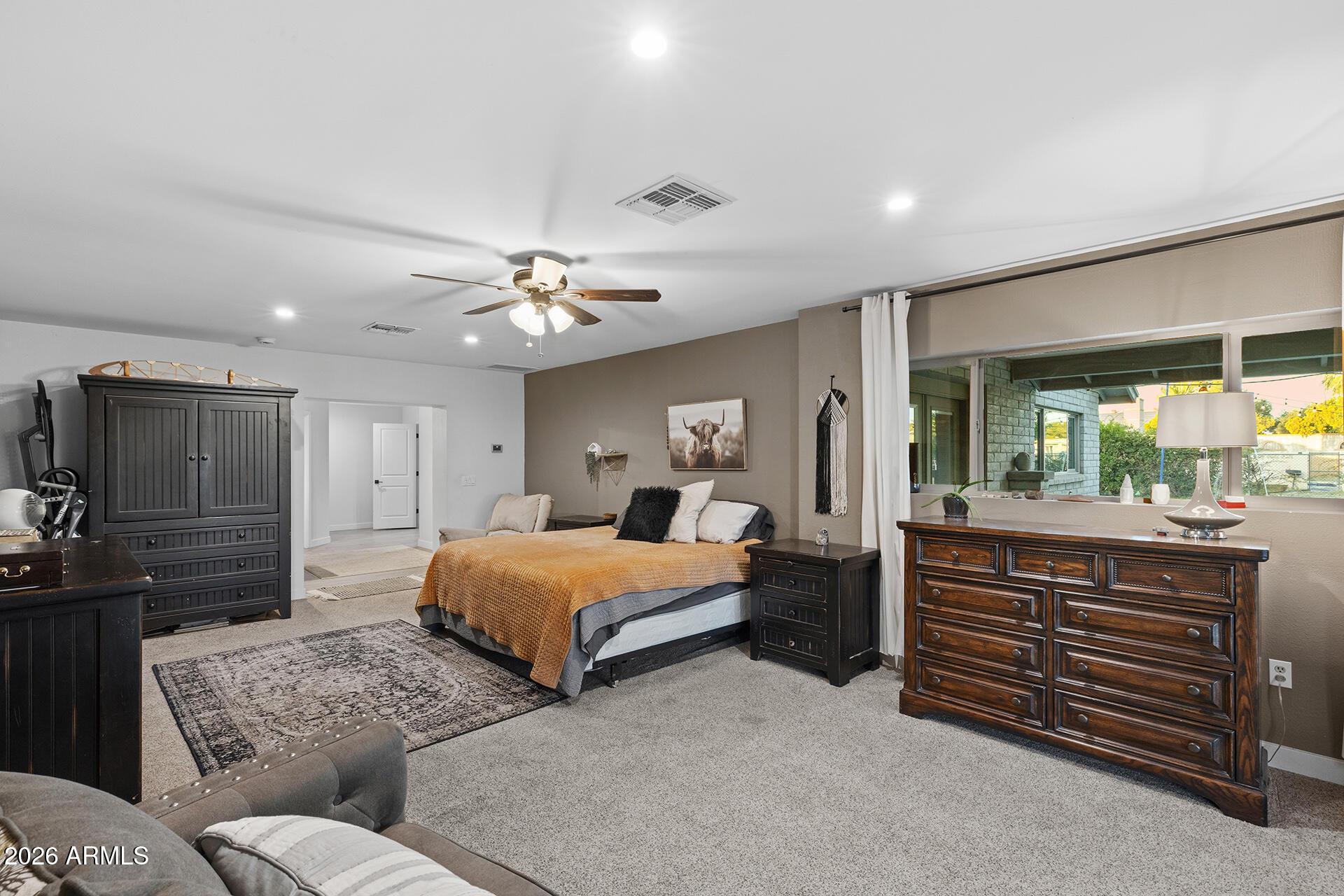 SUNBURST FARMS 12 - Residential