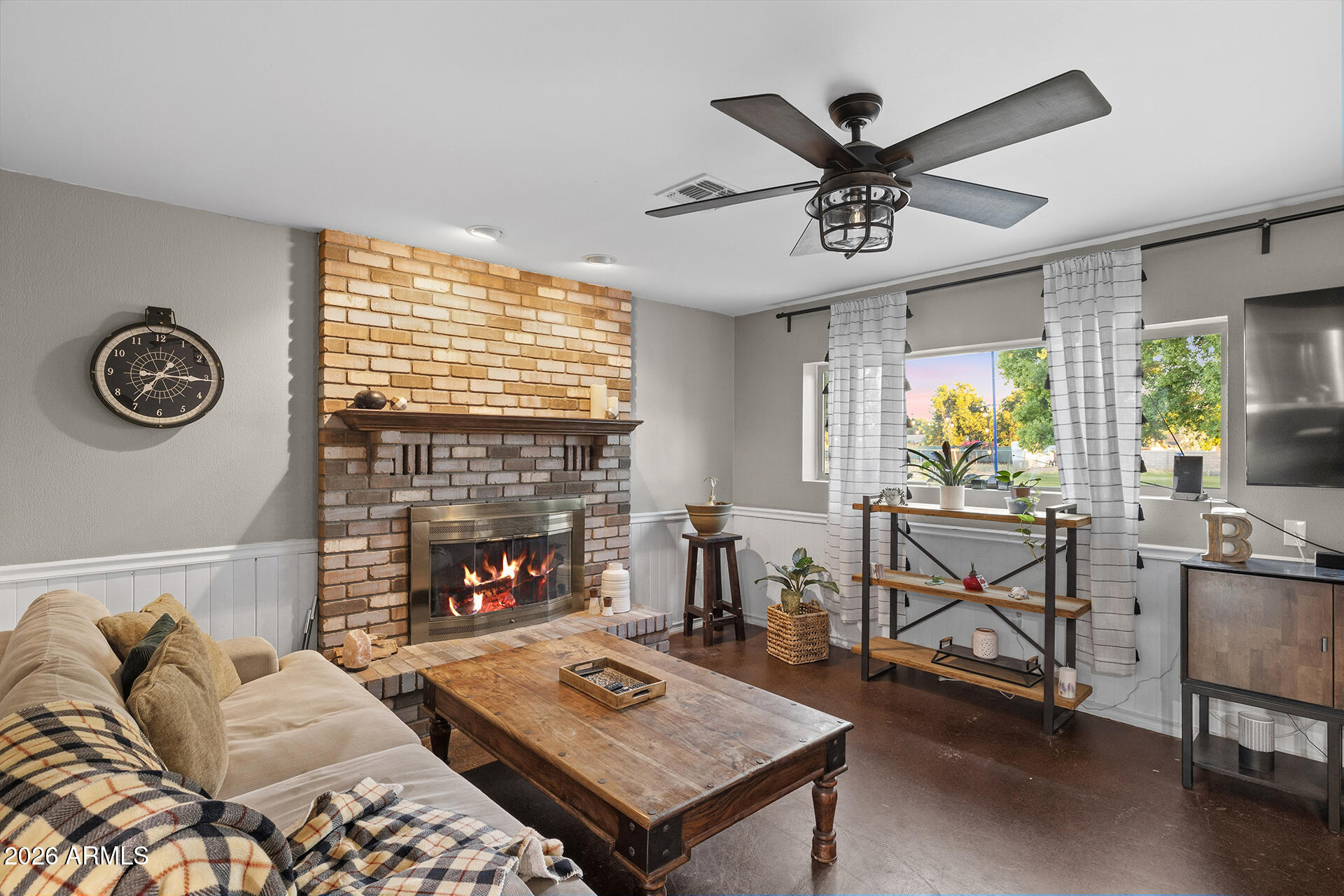 SUNBURST FARMS 12 - Residential