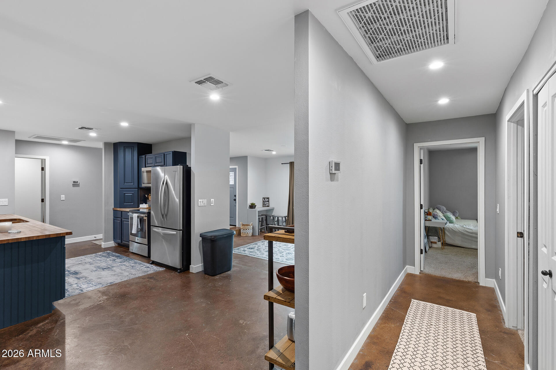 SUNBURST FARMS 12 - Residential
