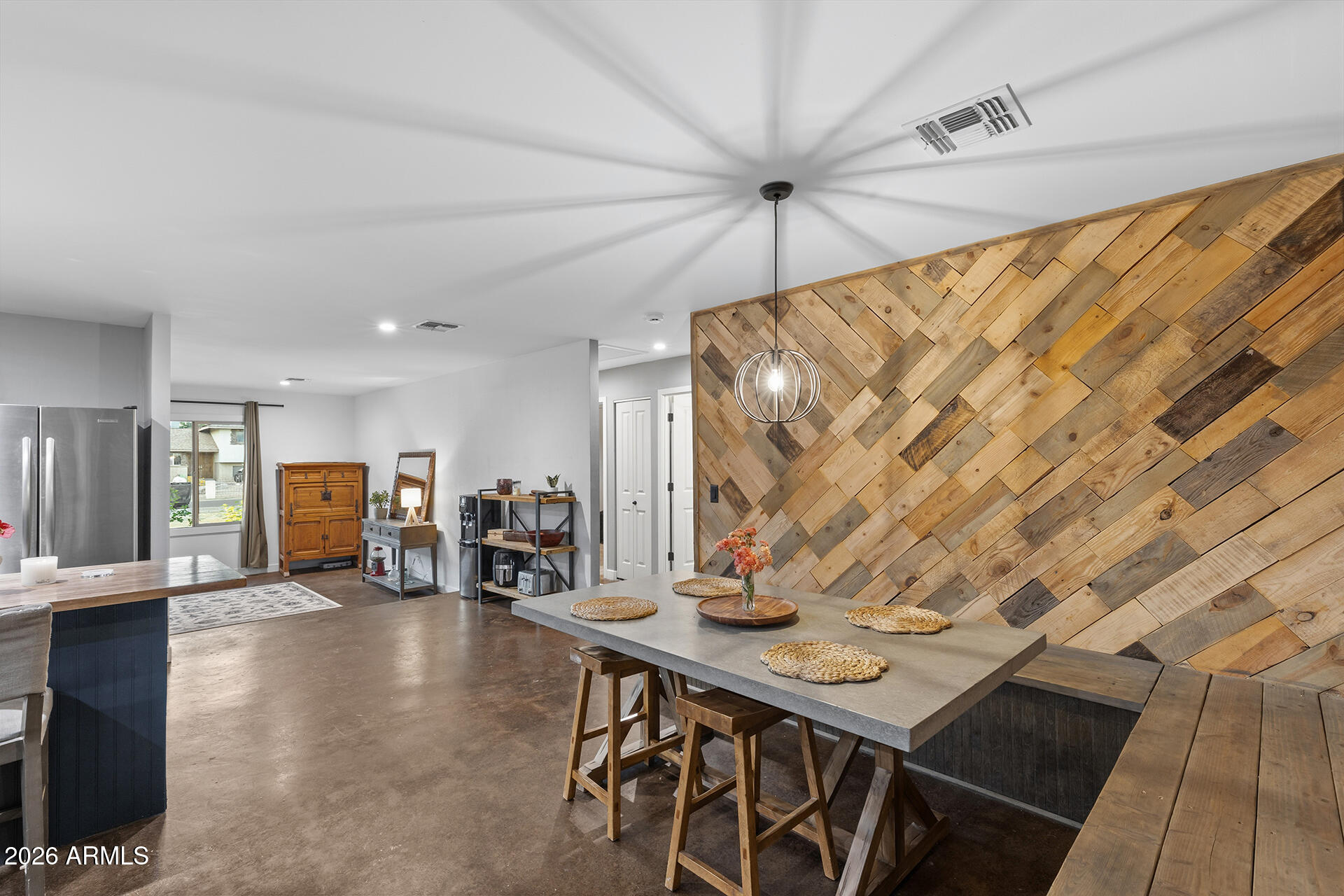 SUNBURST FARMS 12 - Residential