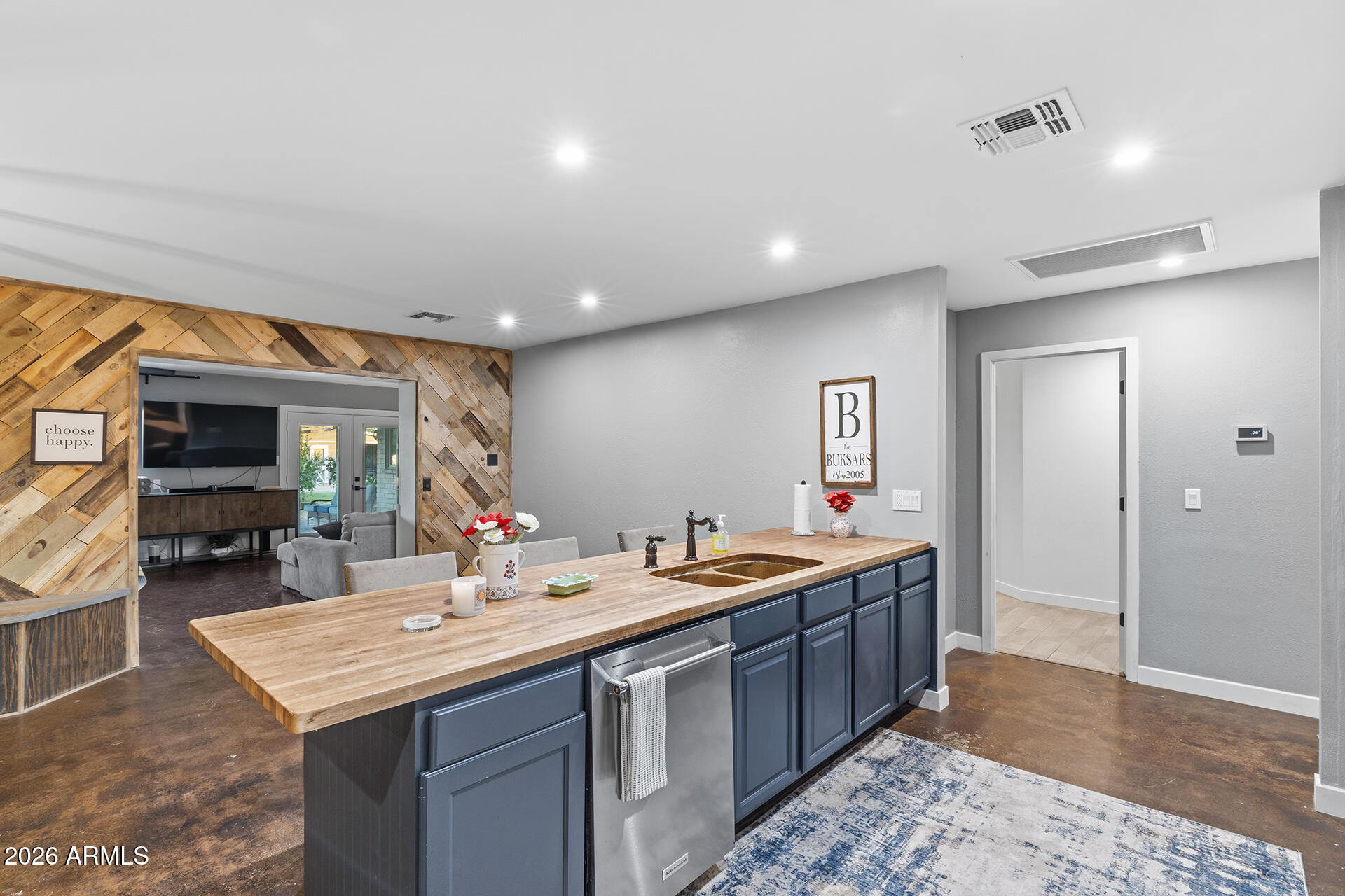 SUNBURST FARMS 12 - Residential