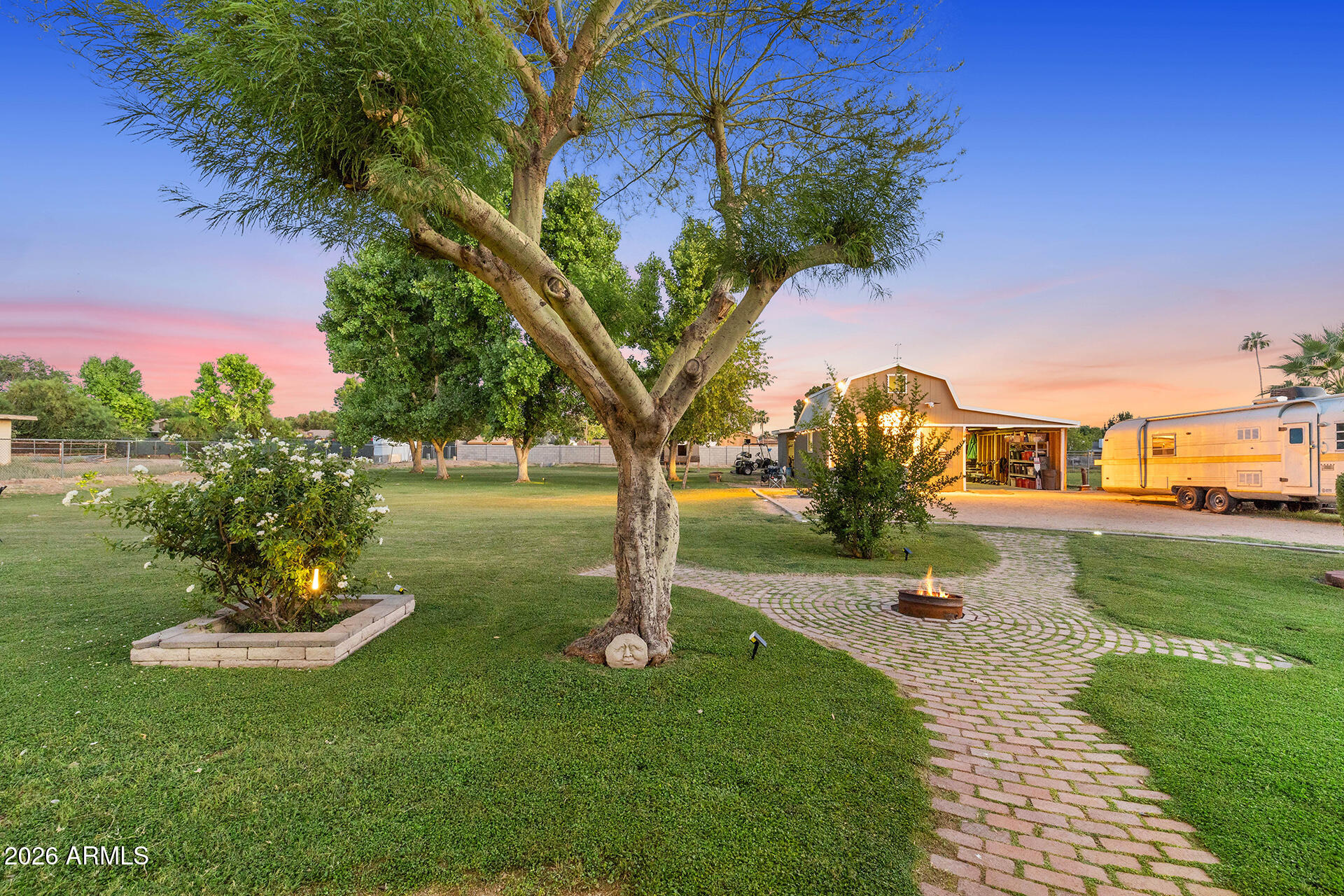 SUNBURST FARMS 12 - Residential