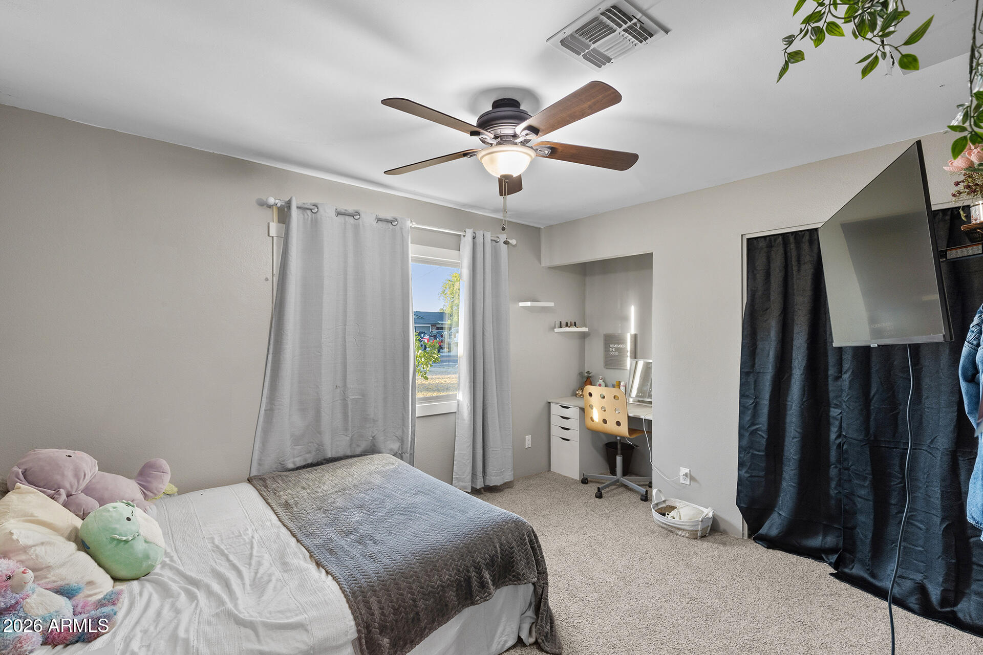SUNBURST FARMS 12 - Residential