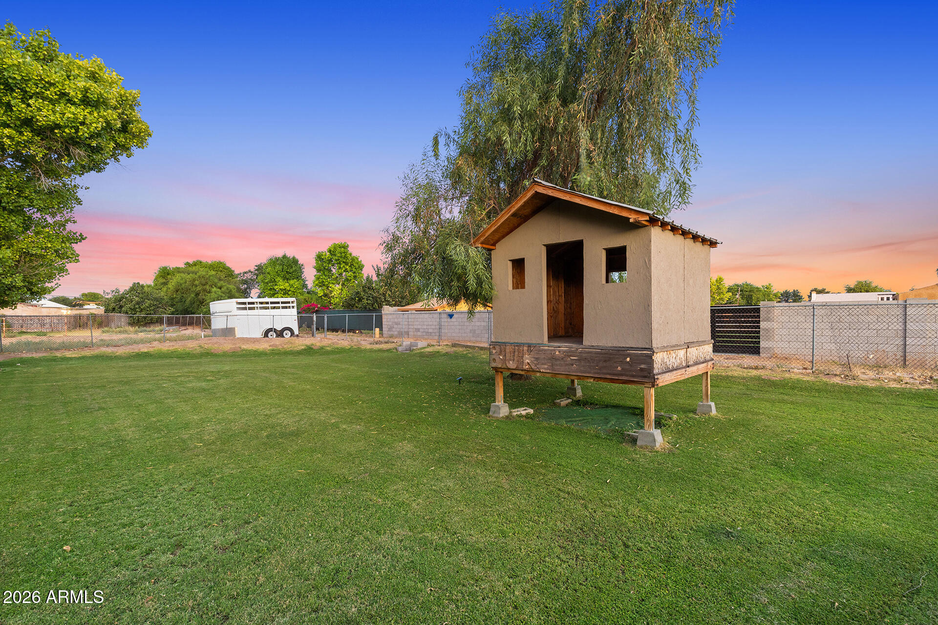 SUNBURST FARMS 12 - Residential