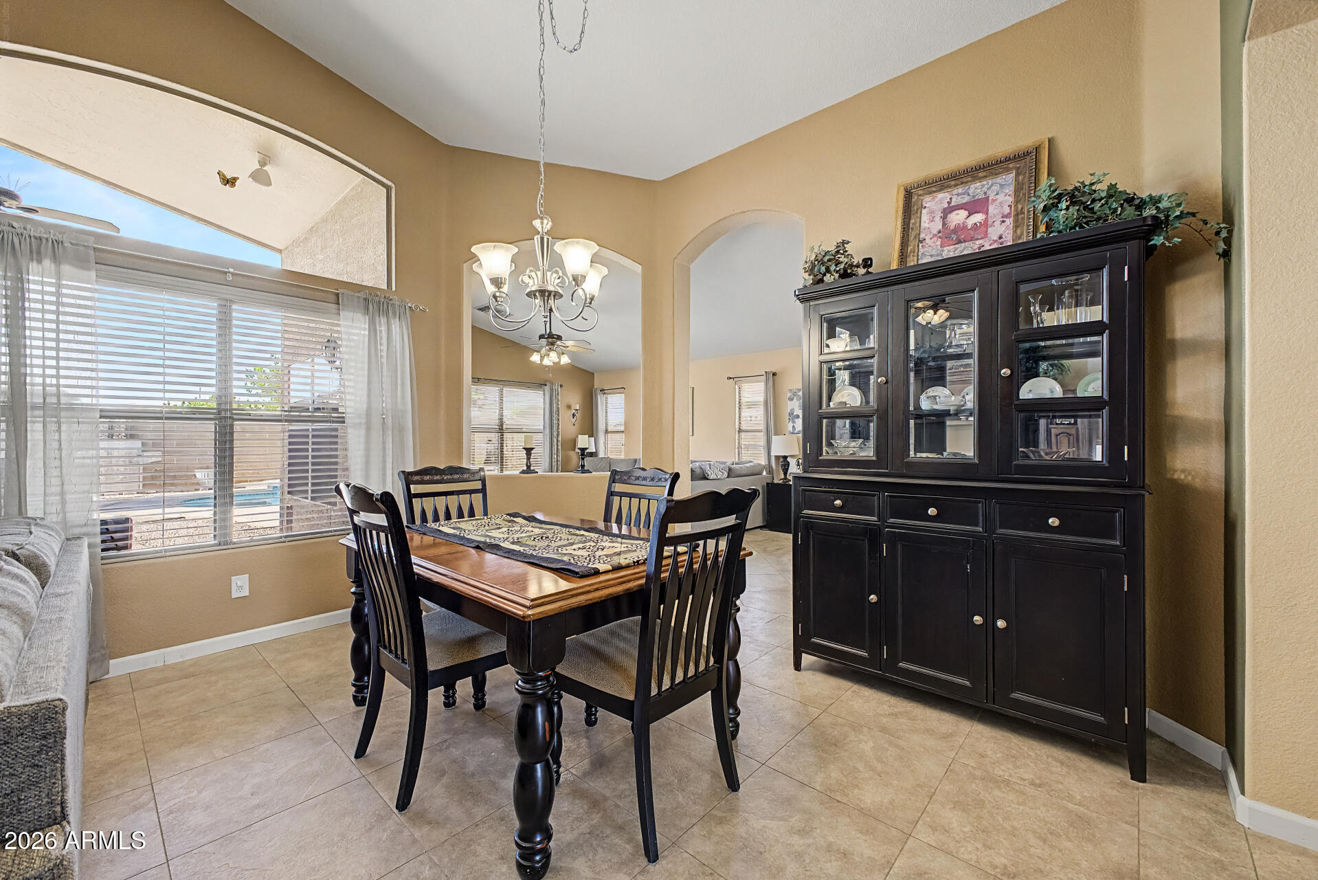MESQUITE CANYON - Residential