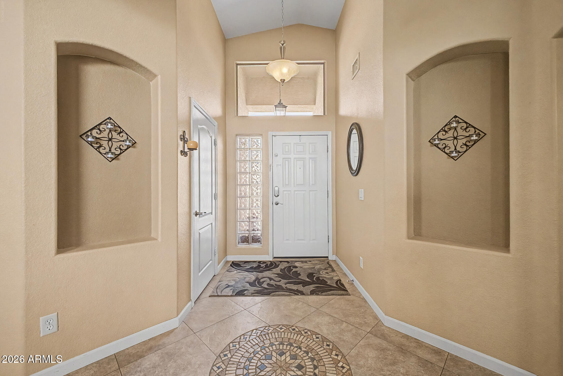 MESQUITE CANYON - Residential
