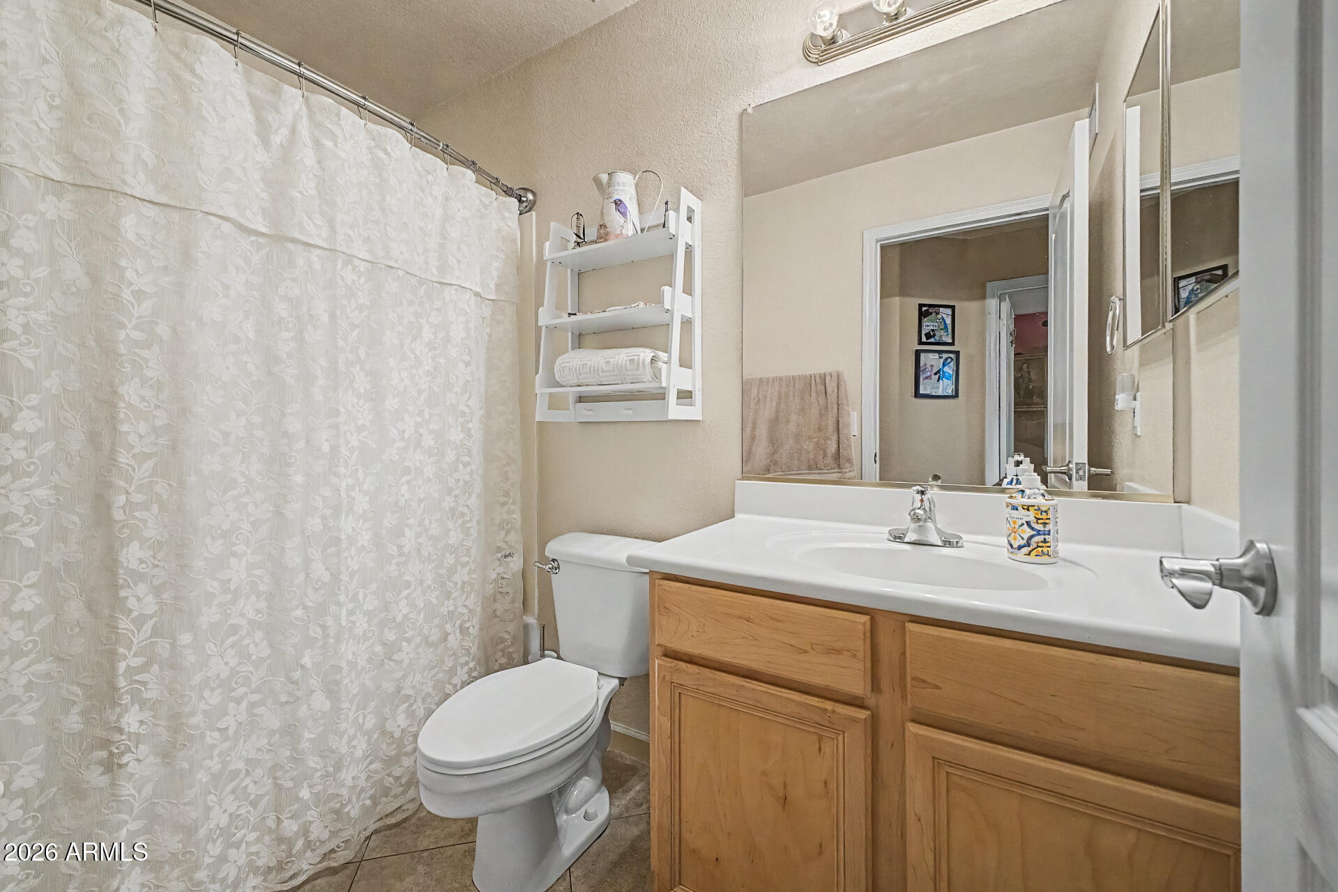 MESQUITE CANYON - Residential