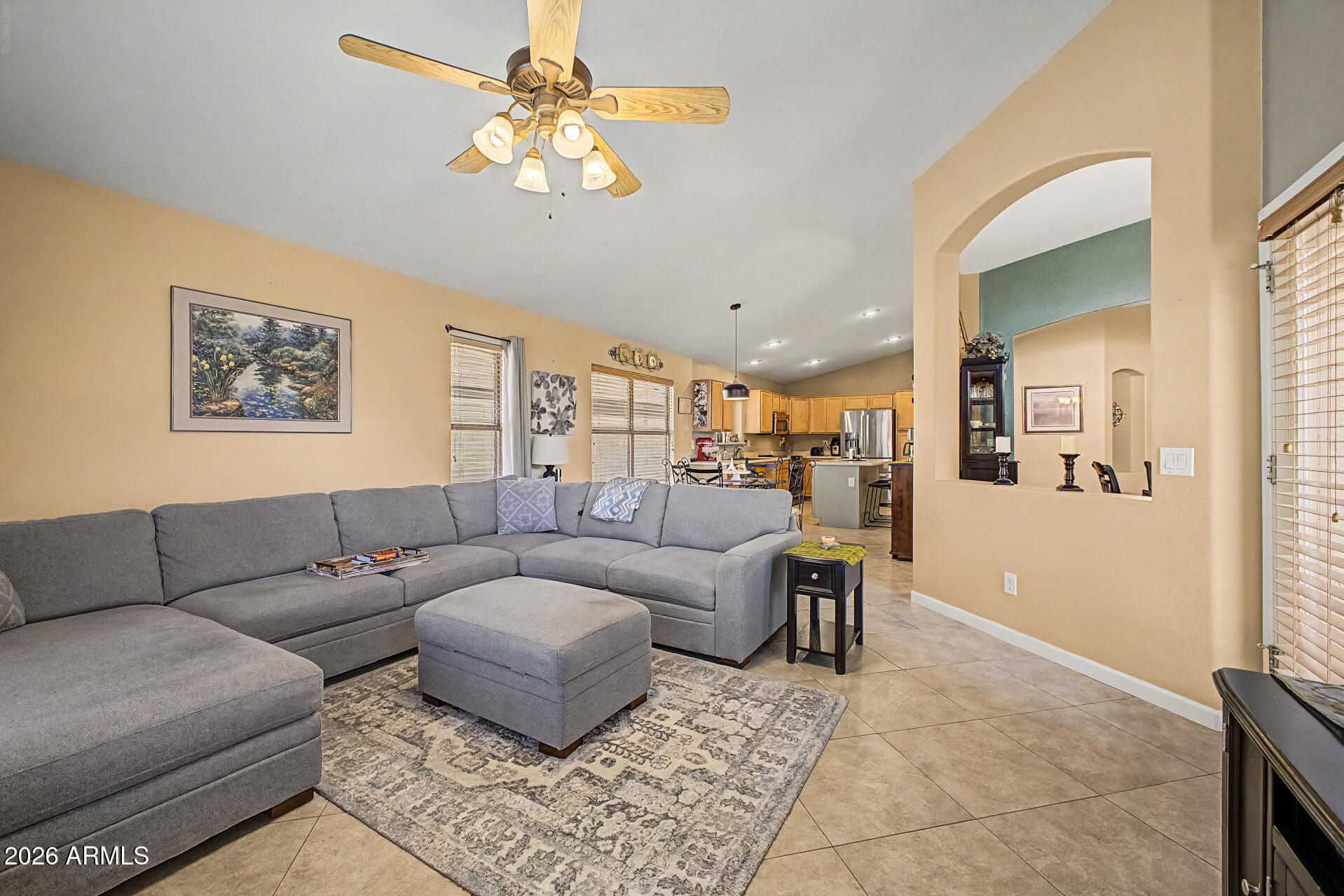 MESQUITE CANYON - Residential