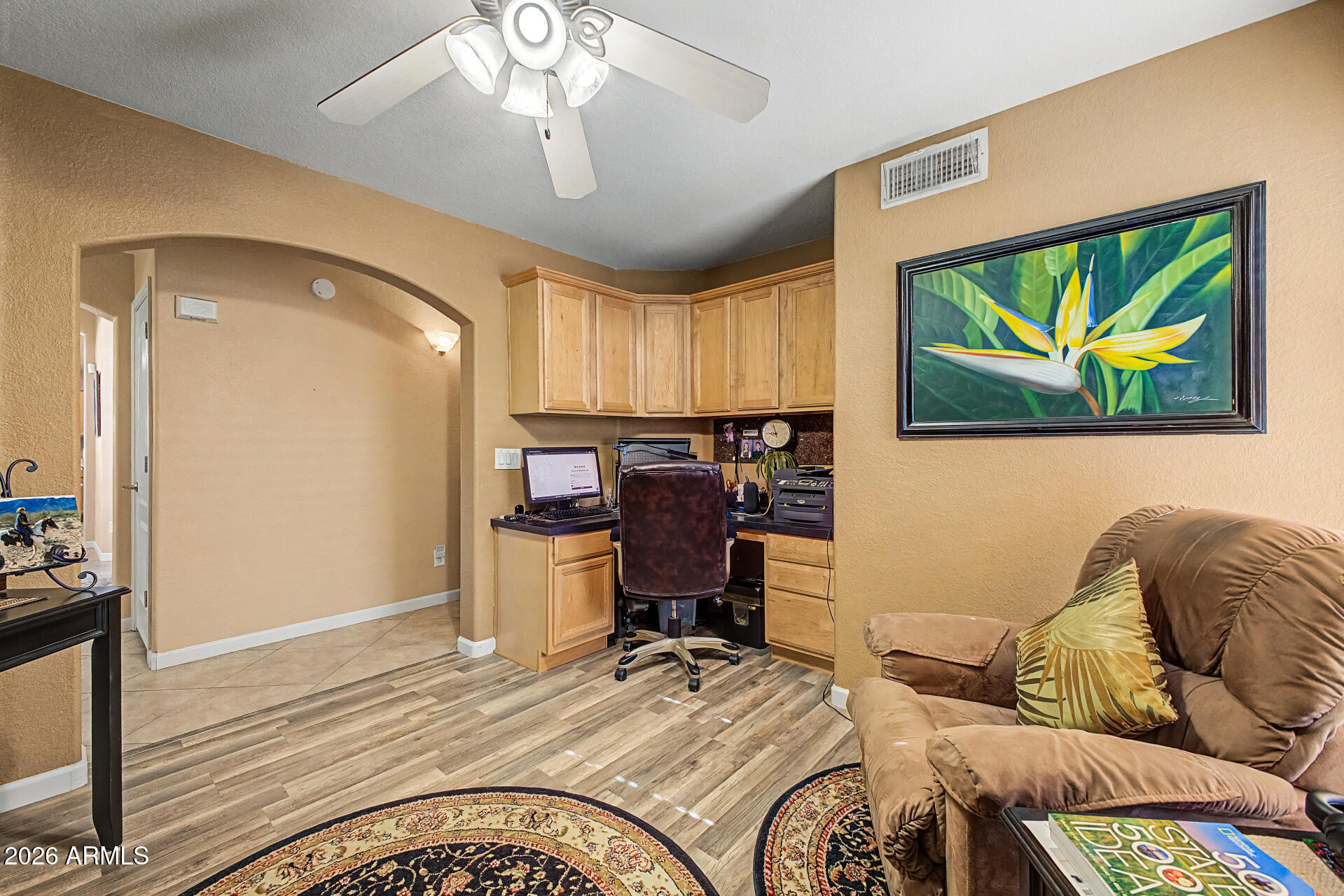 MESQUITE CANYON - Residential