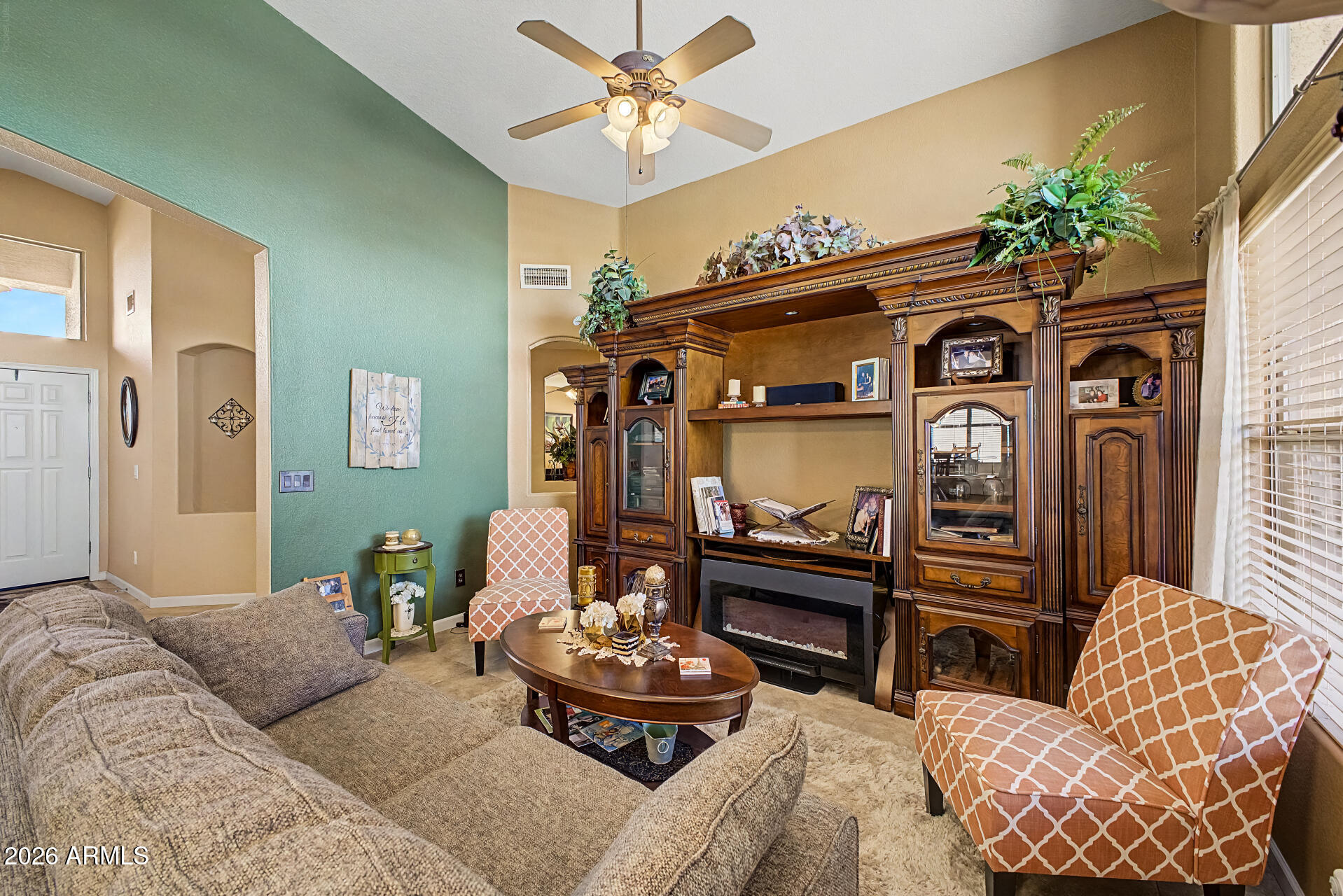 MESQUITE CANYON - Residential