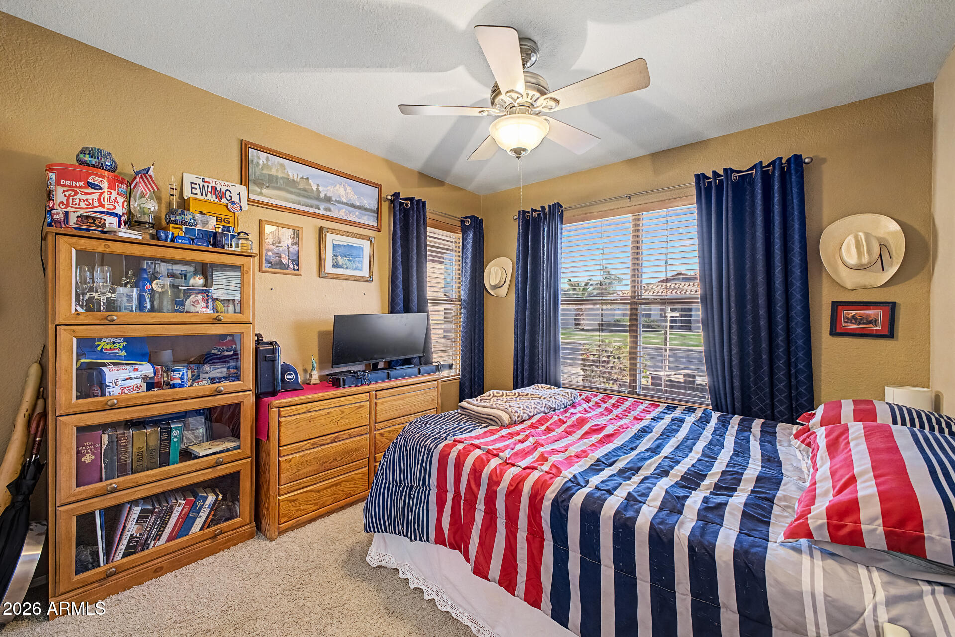 MESQUITE CANYON - Residential