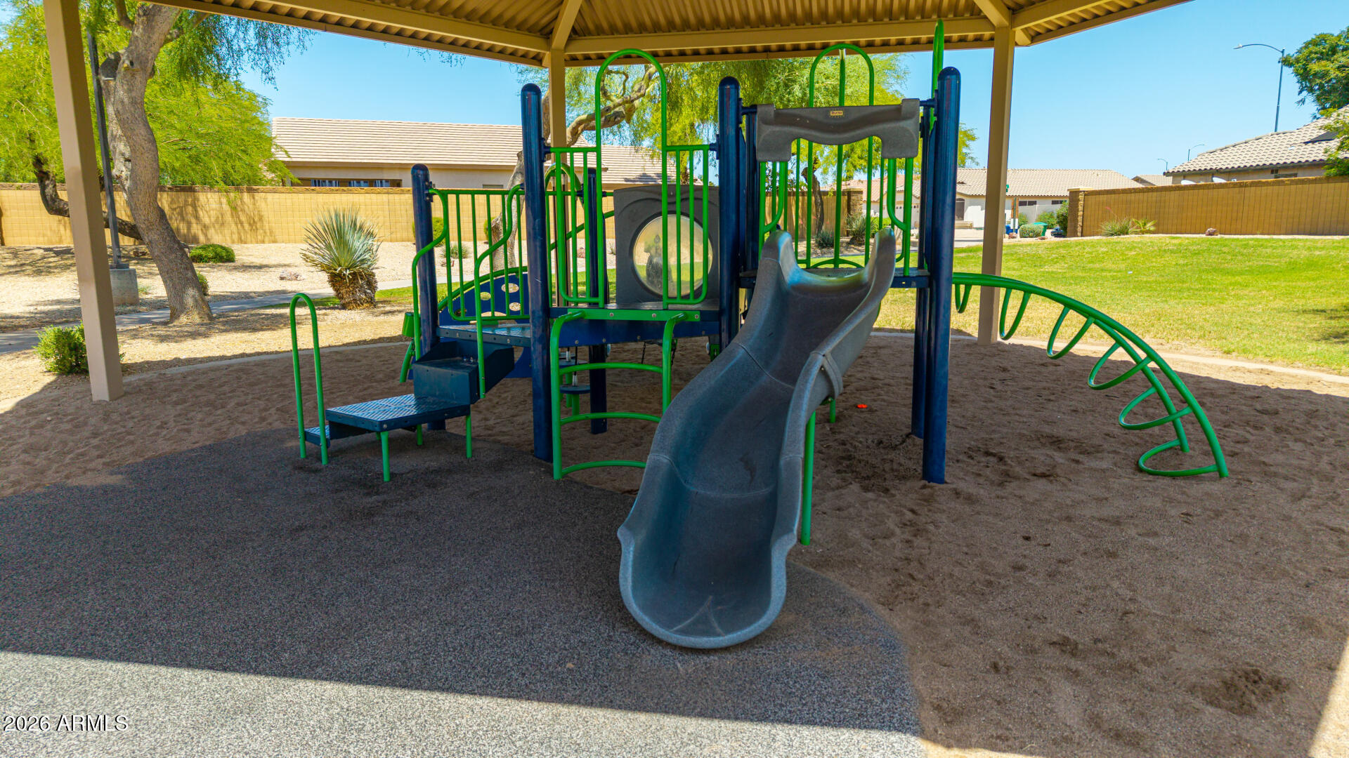 MESQUITE CANYON - Residential