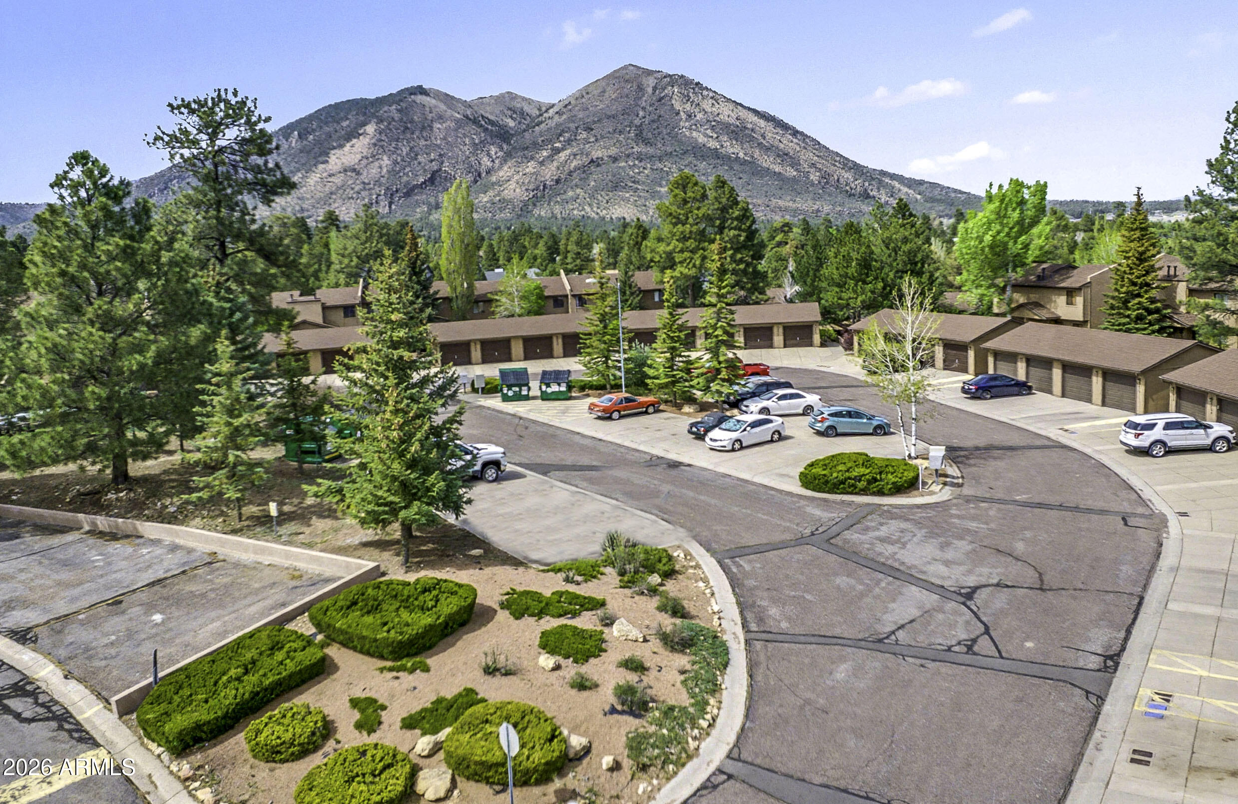 ELK RUN TOWNHOUSES AMENDED - Residential
