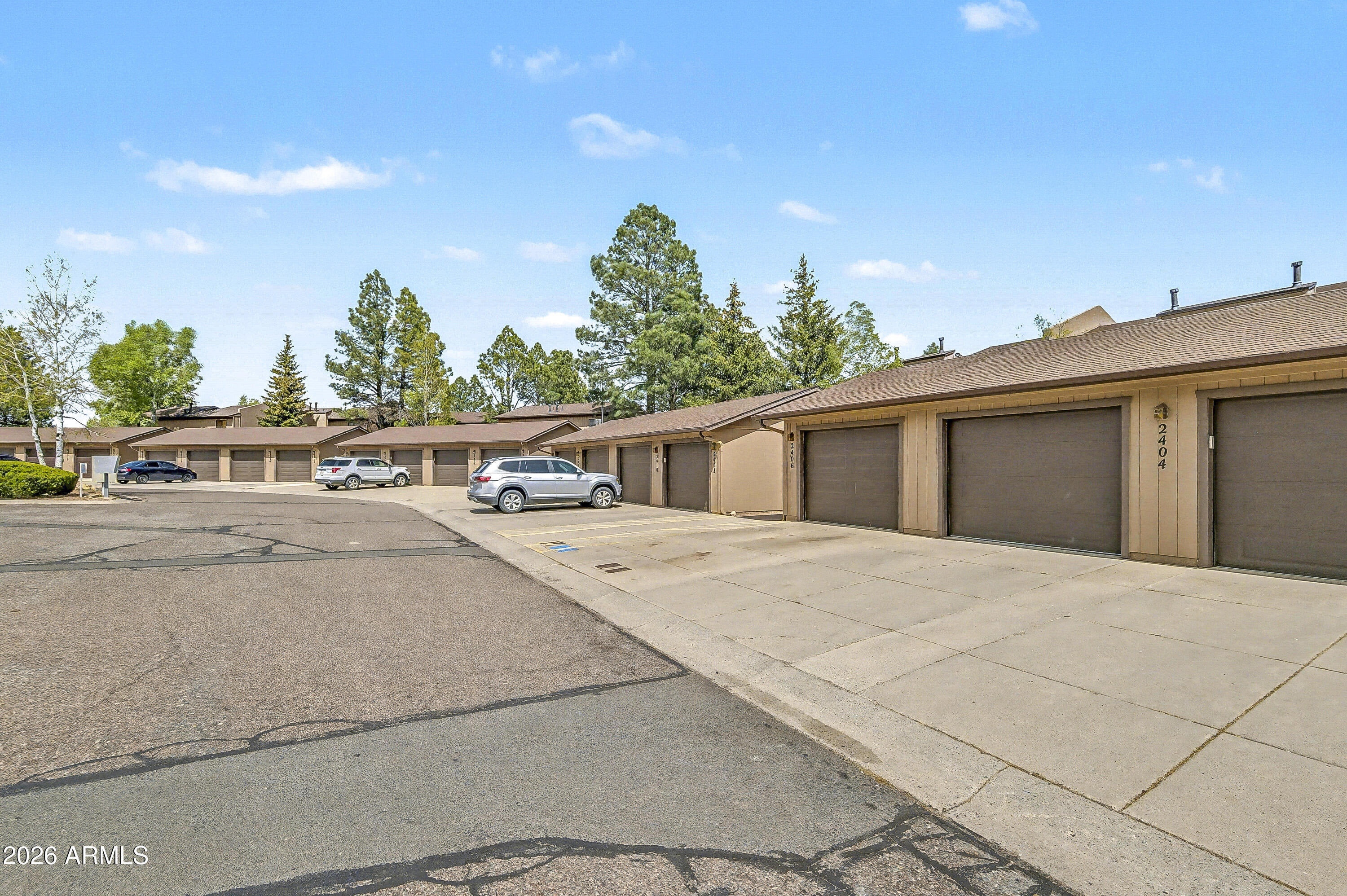 ELK RUN TOWNHOUSES AMENDED - Residential