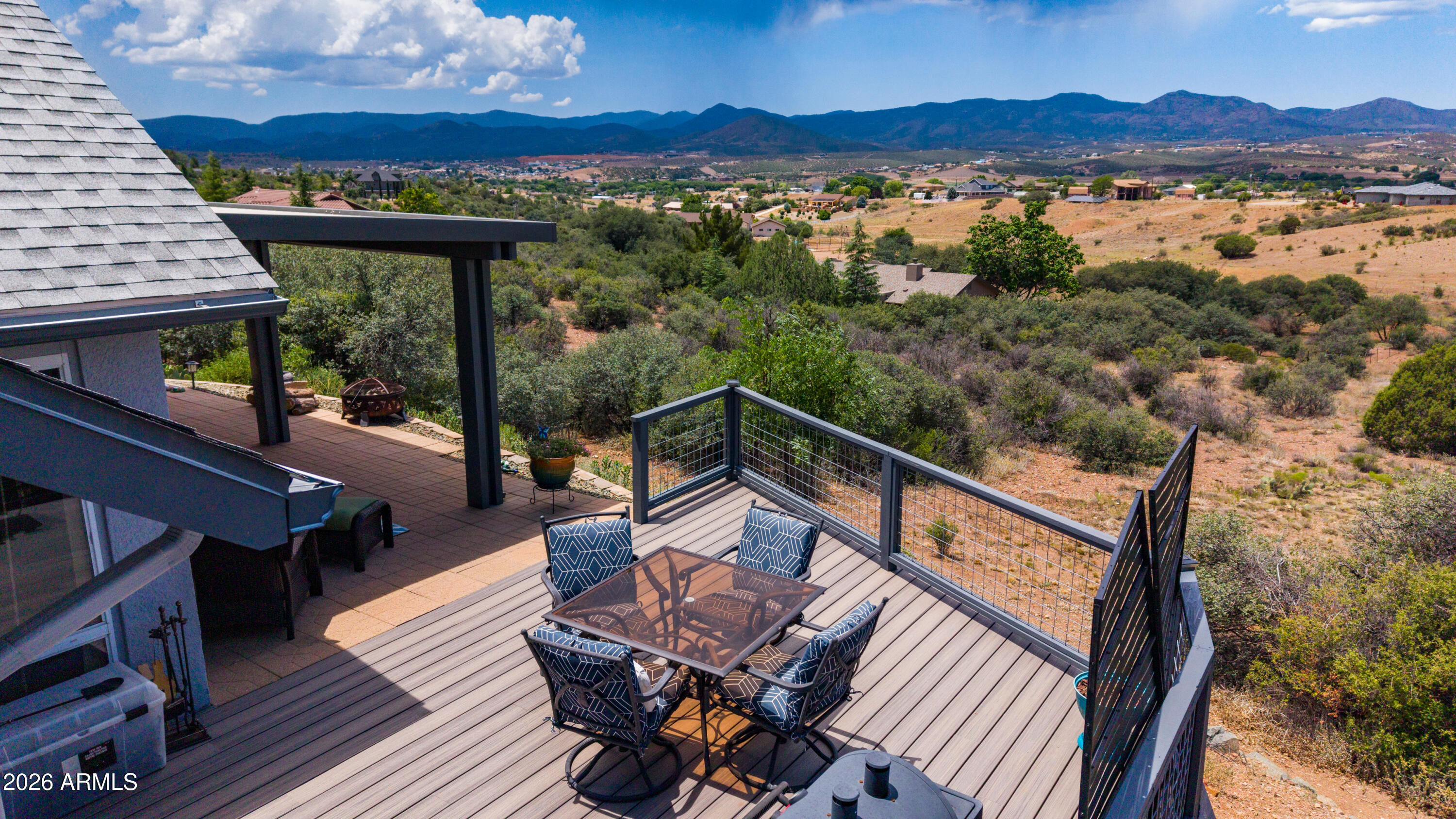 MEADOW RANCH - Residential