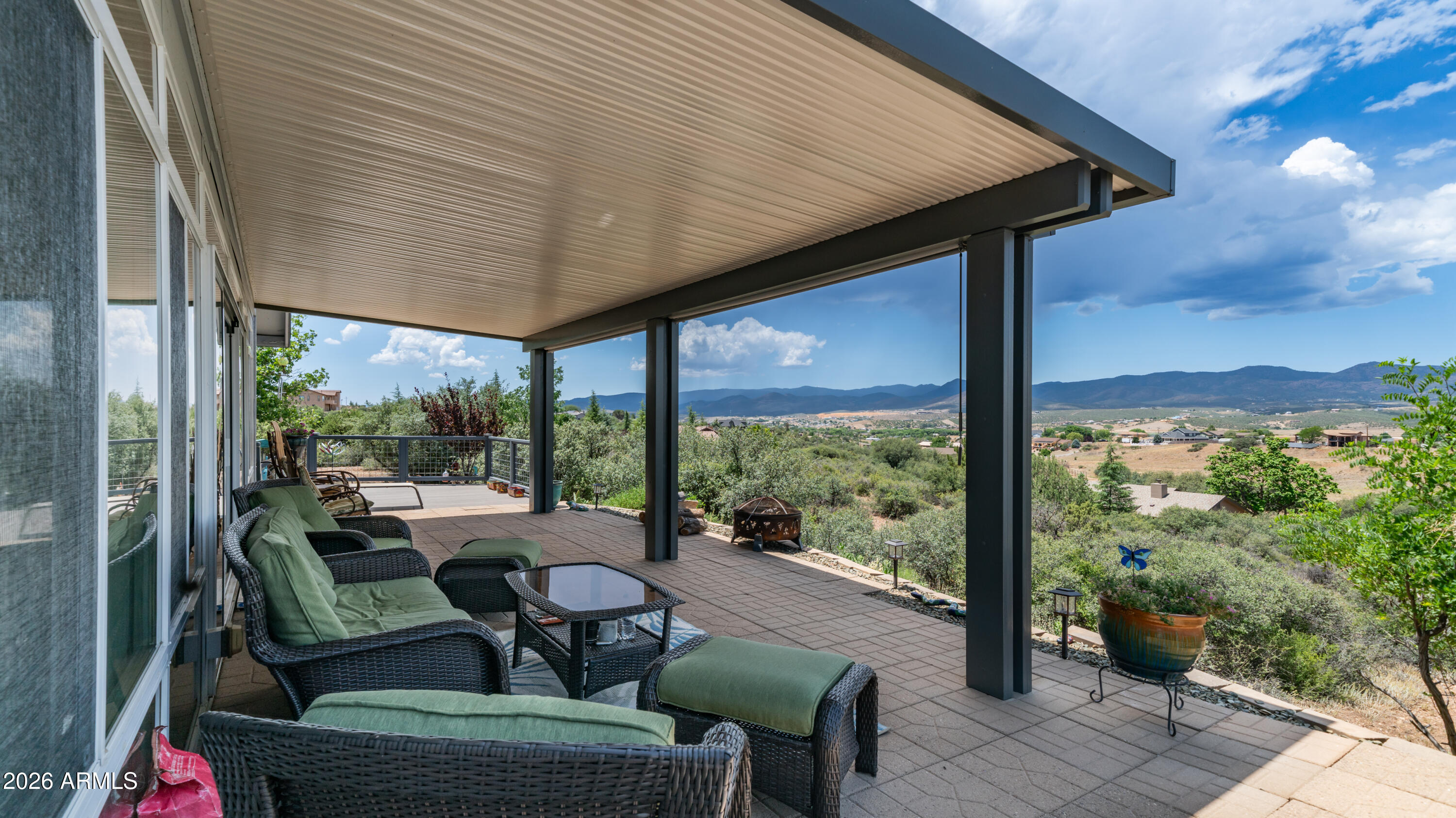 MEADOW RANCH - Residential