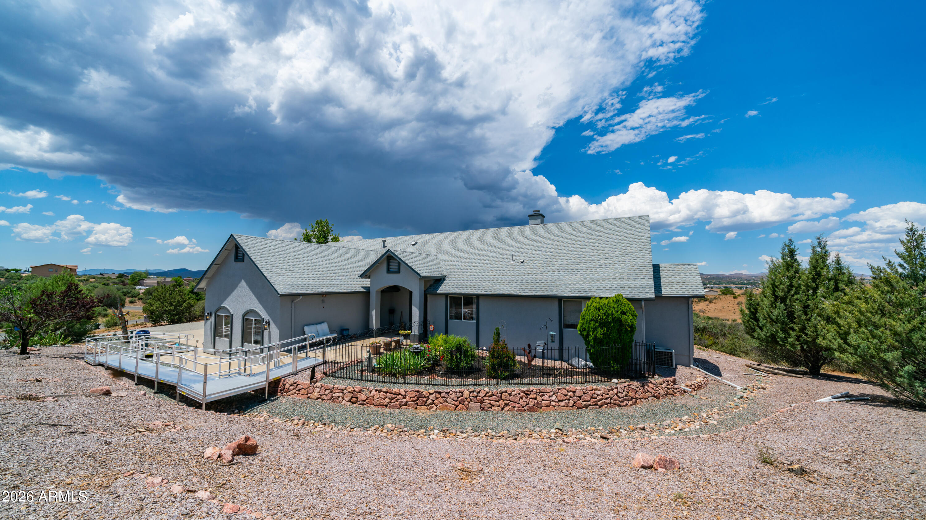 MEADOW RANCH - Residential