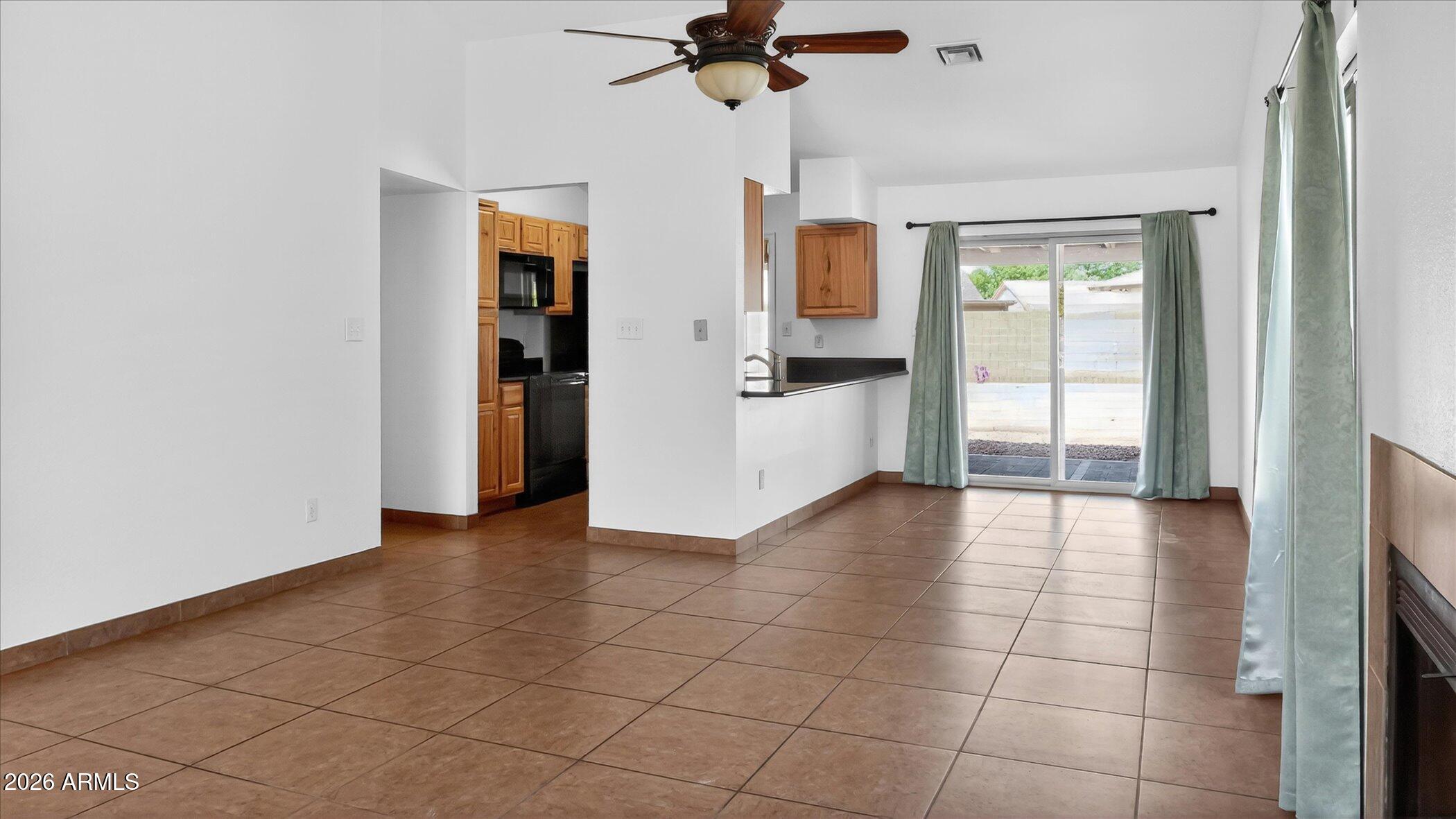 CRESTVIEW - Residential
