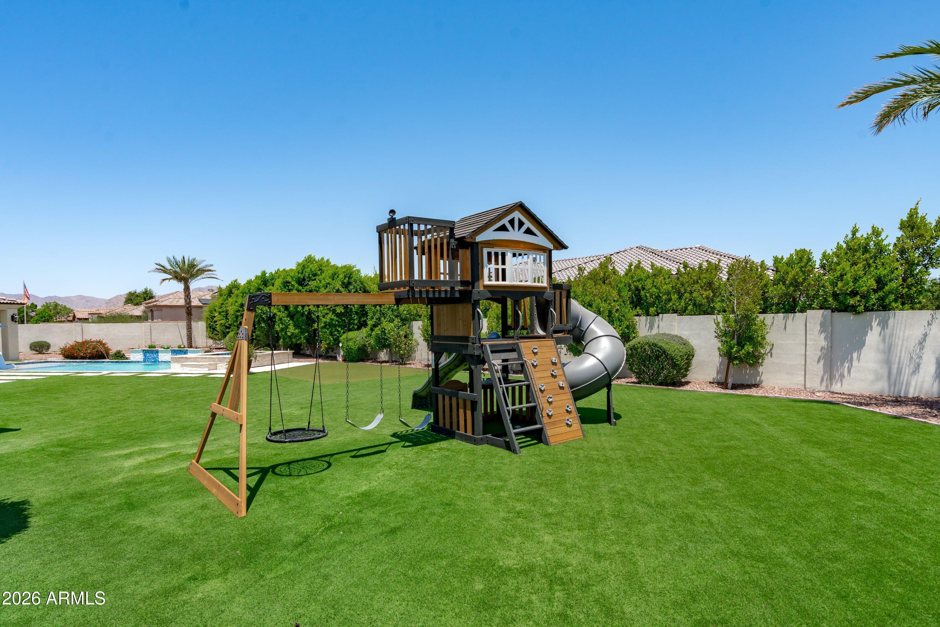 RUSSELL RANCH PHASE 3 REPLAT - Residential