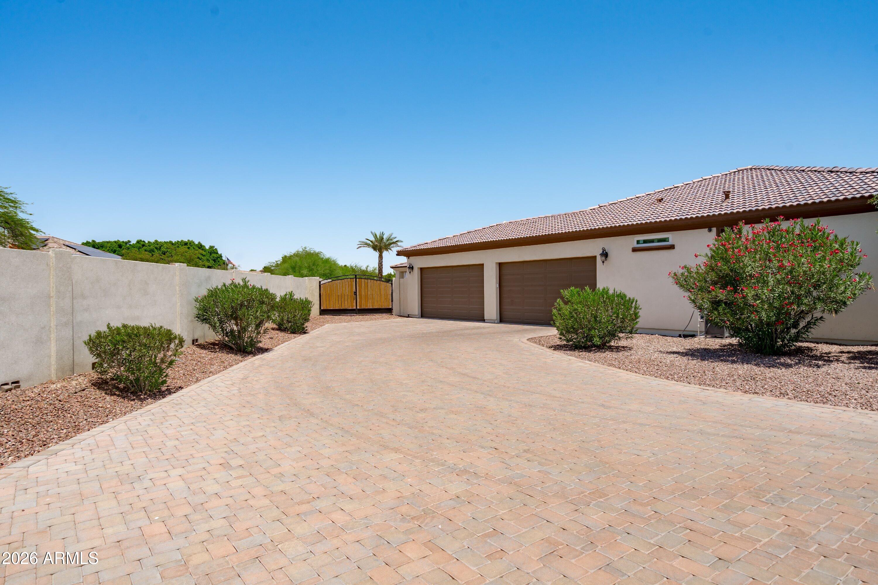RUSSELL RANCH PHASE 3 REPLAT - Residential