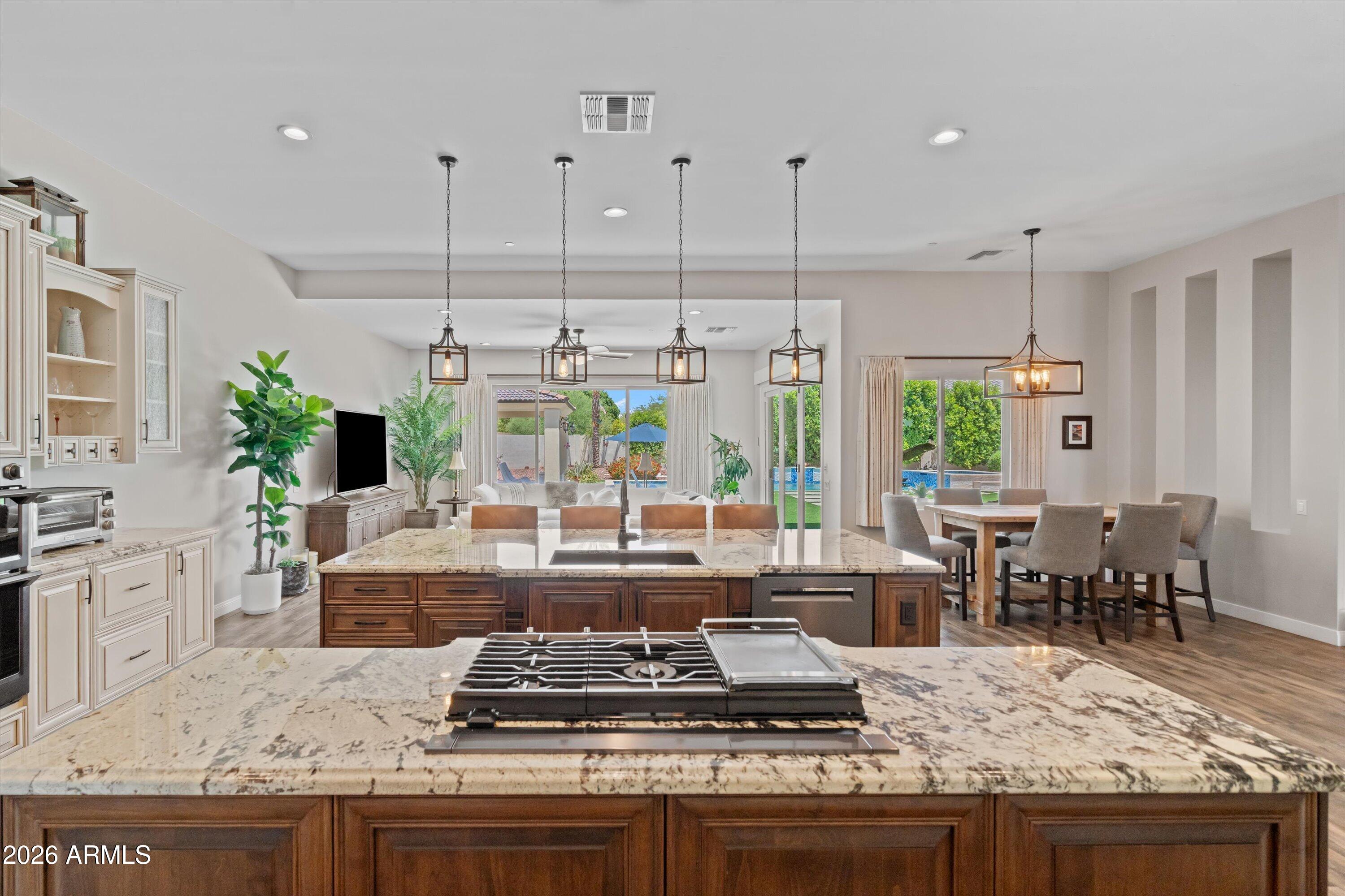 RUSSELL RANCH PHASE 3 REPLAT - Residential