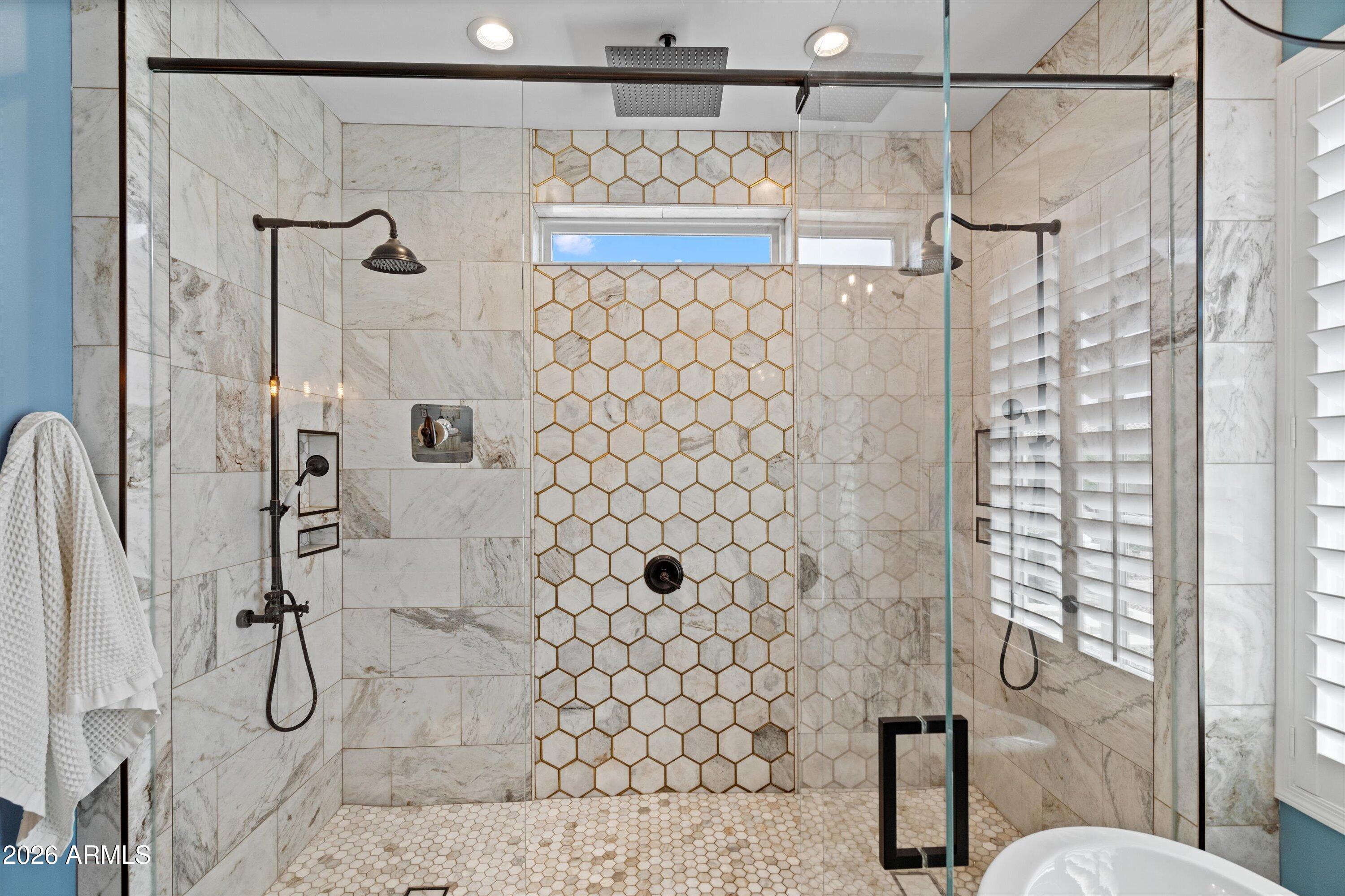 RUSSELL RANCH PHASE 3 REPLAT - Residential