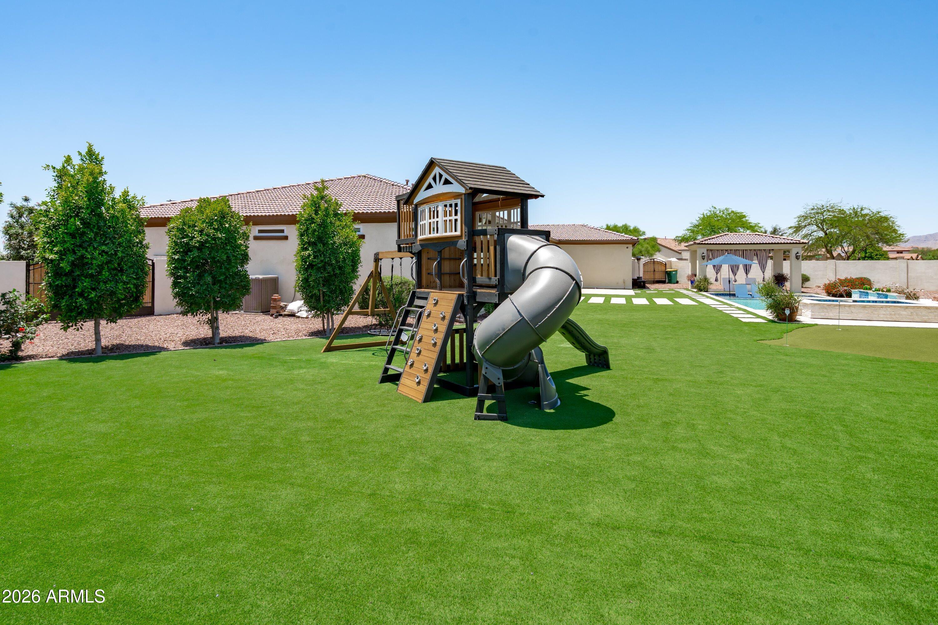 RUSSELL RANCH PHASE 3 REPLAT - Residential
