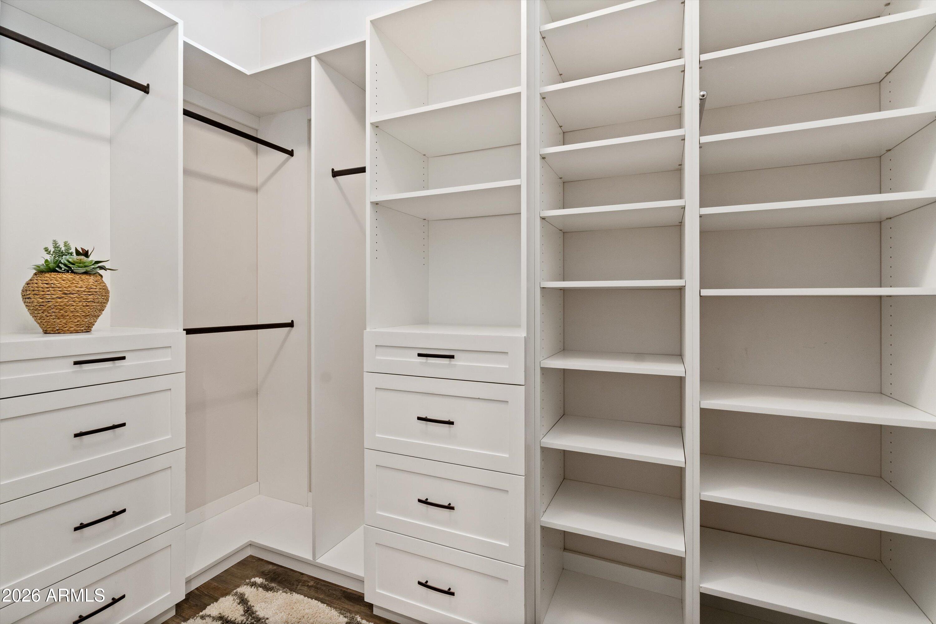 RUSSELL RANCH PHASE 3 REPLAT - Residential