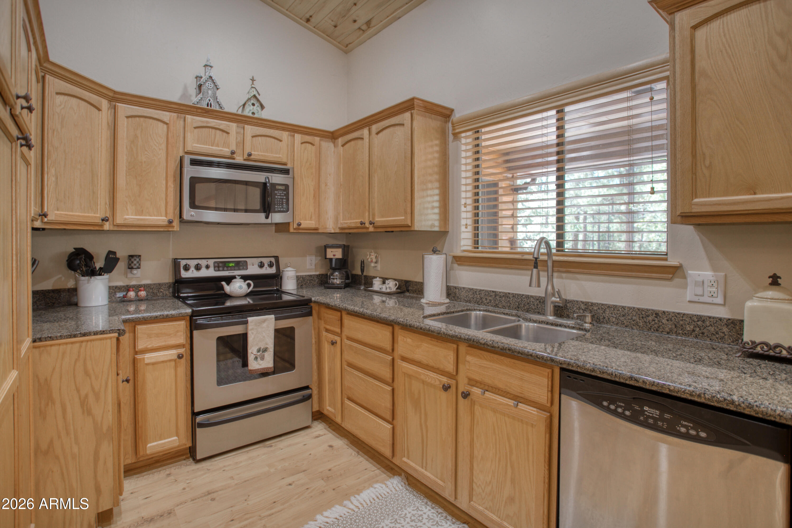 MOUNTAIN GATE UNIT 1 - Residential
