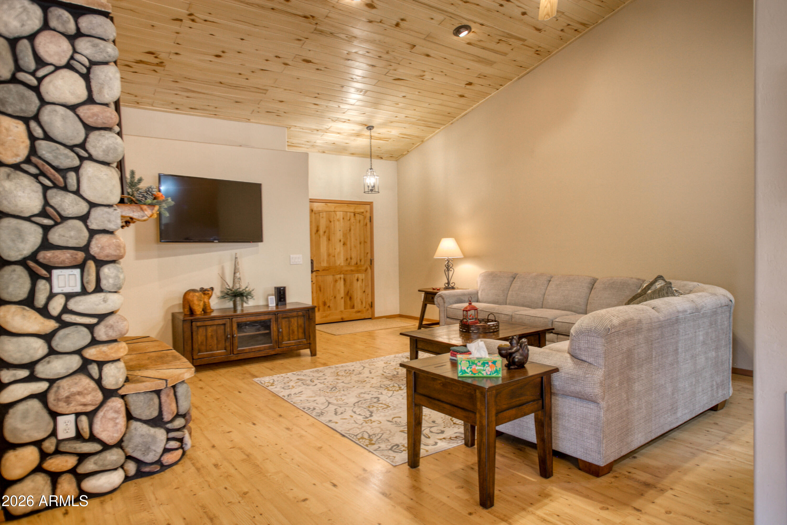 MOUNTAIN GATE UNIT 1 - Residential