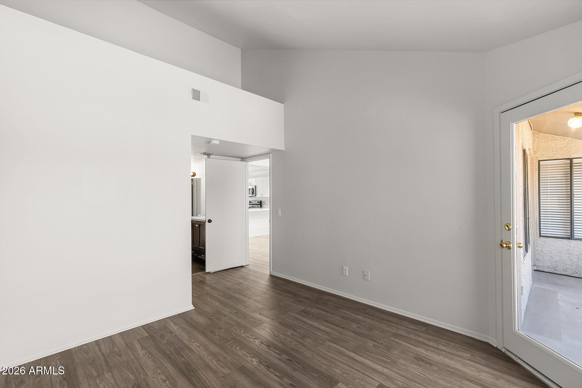 WOODLAKE CONDOS PHASE 3 - Residential