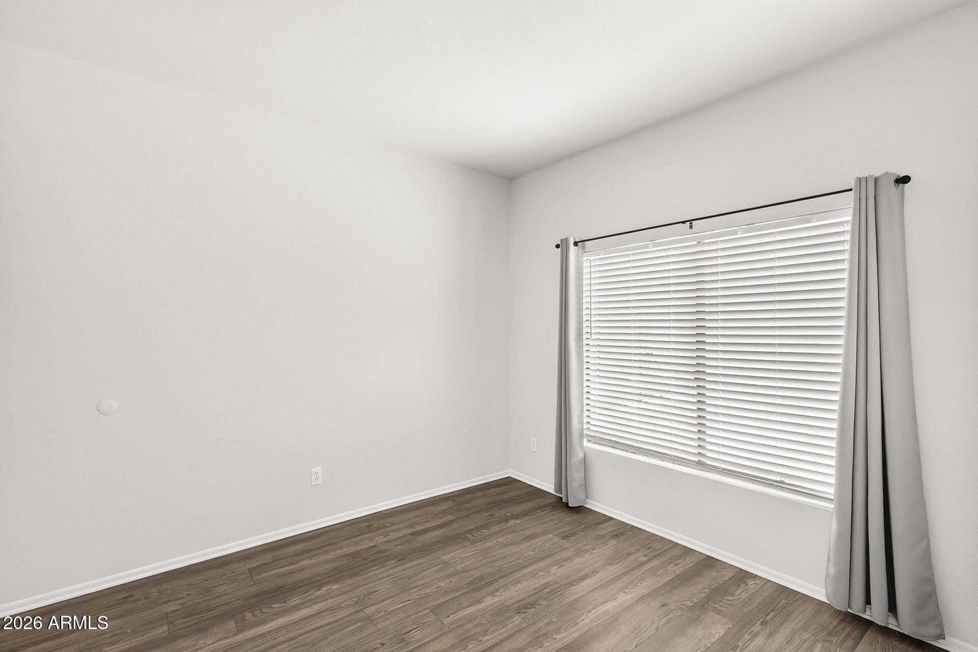 WOODLAKE CONDOS PHASE 3 - Residential