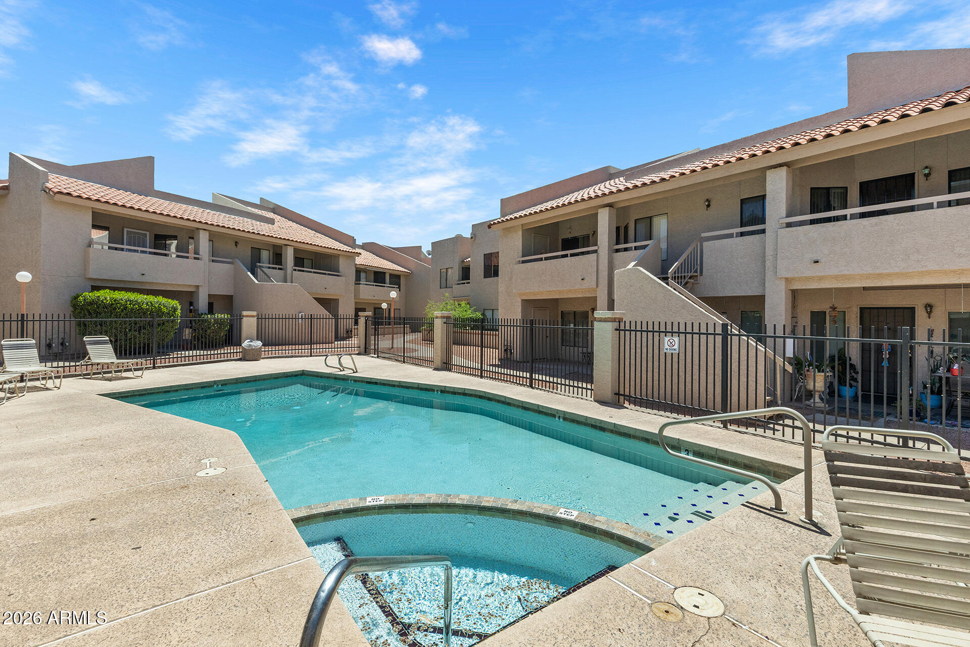 WOODLAKE CONDOS PHASE 3 - Residential