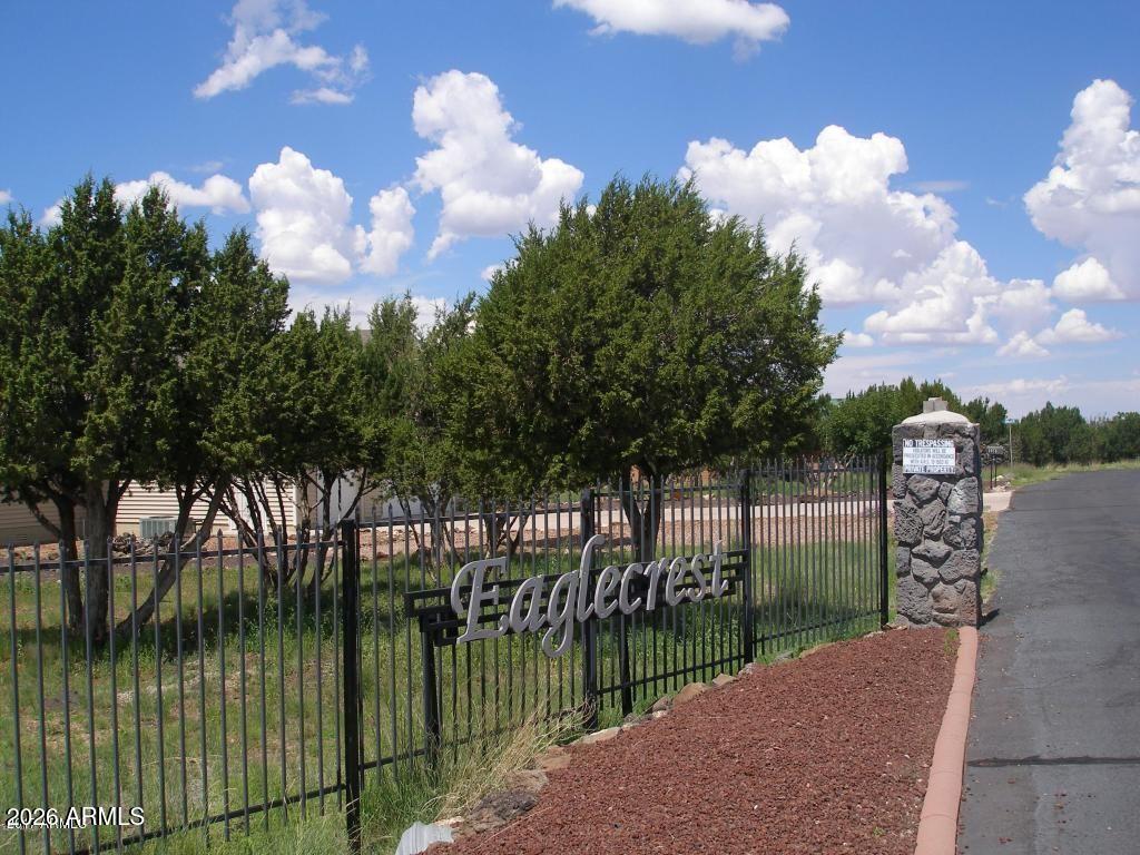 WHITE MOUNTAIN LAKES UNIT 1 - Land