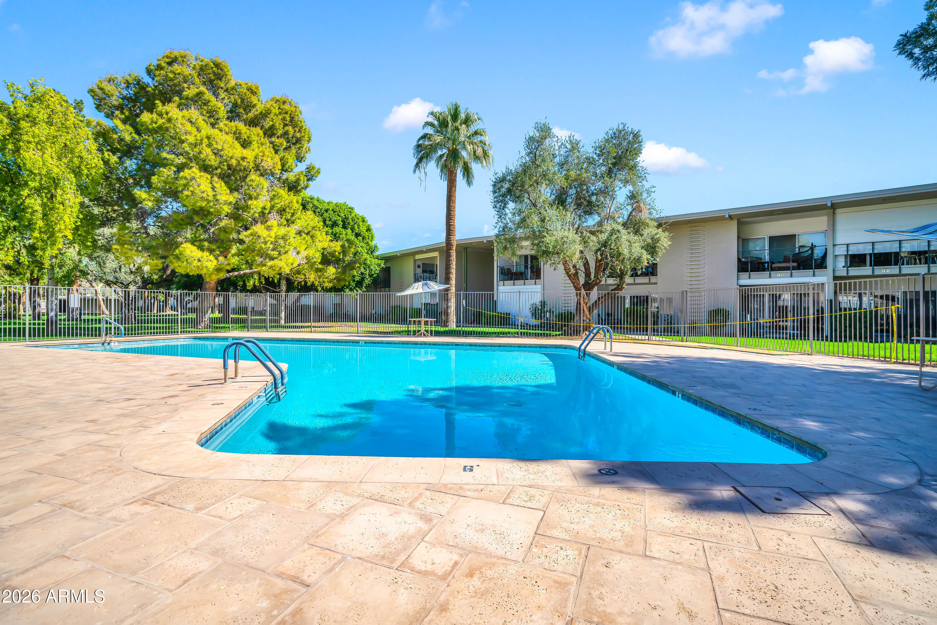 SCOTTSDALE CONDOMINIUMS AMD - Residential