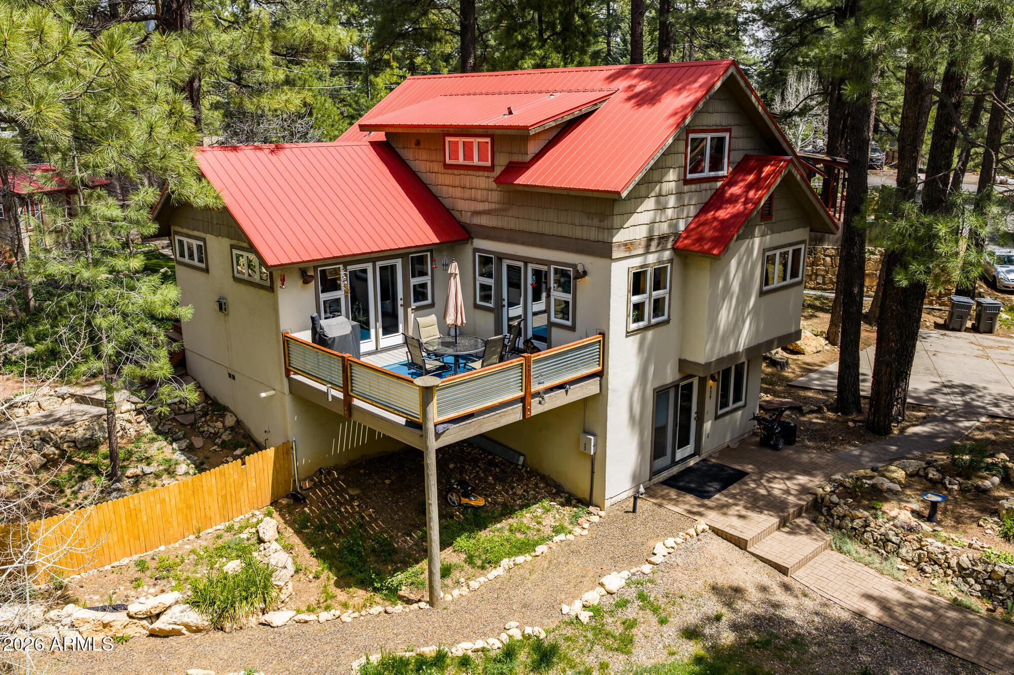 MOUNTAINAIRE 2 - Residential