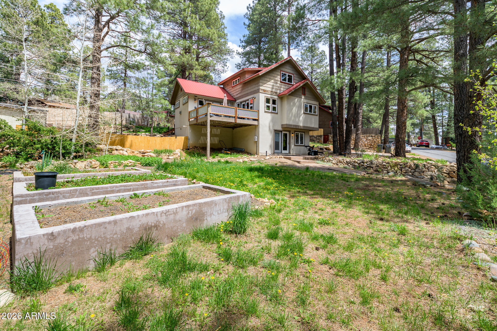 MOUNTAINAIRE 2 - Residential