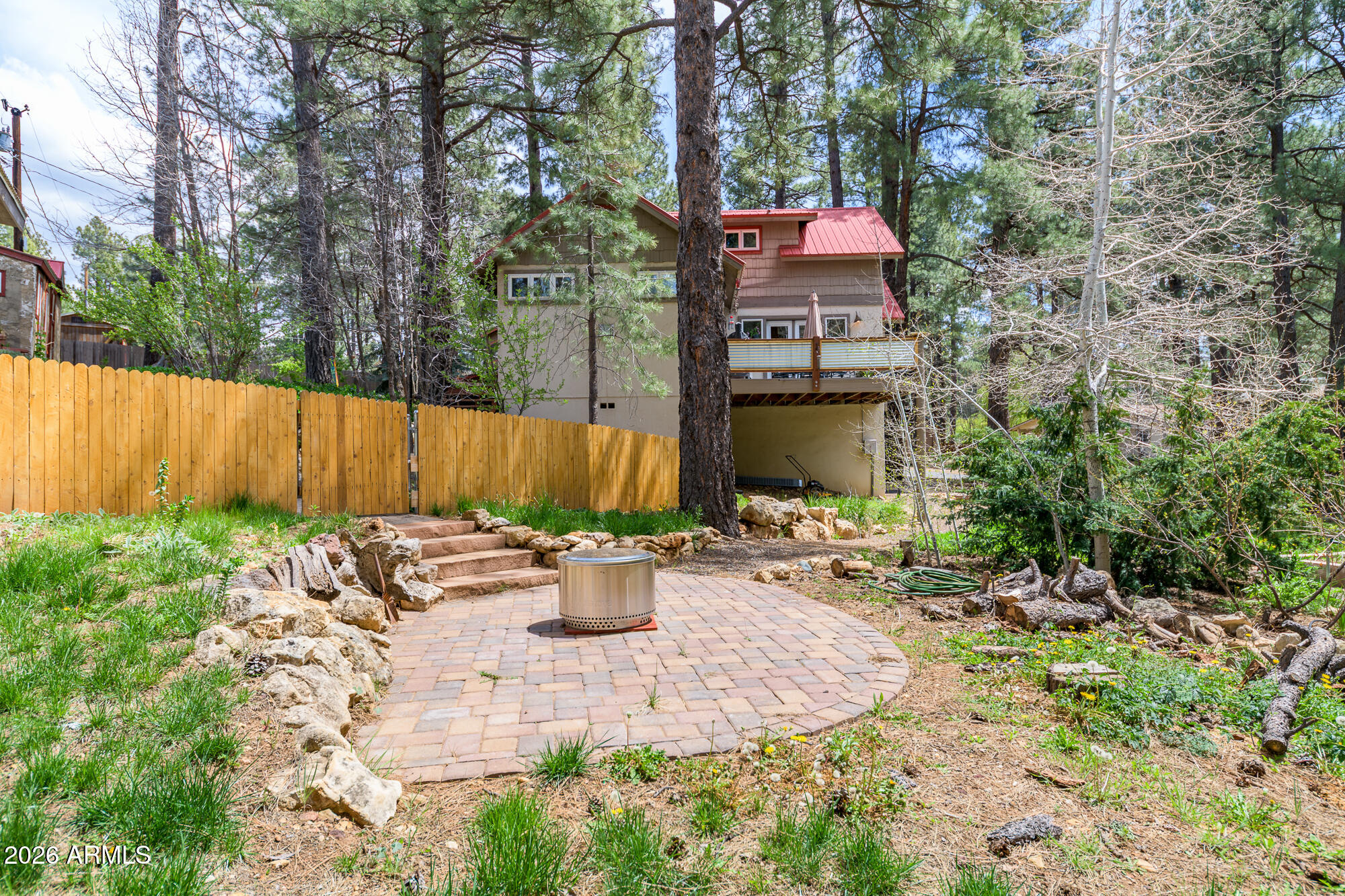 MOUNTAINAIRE 2 - Residential