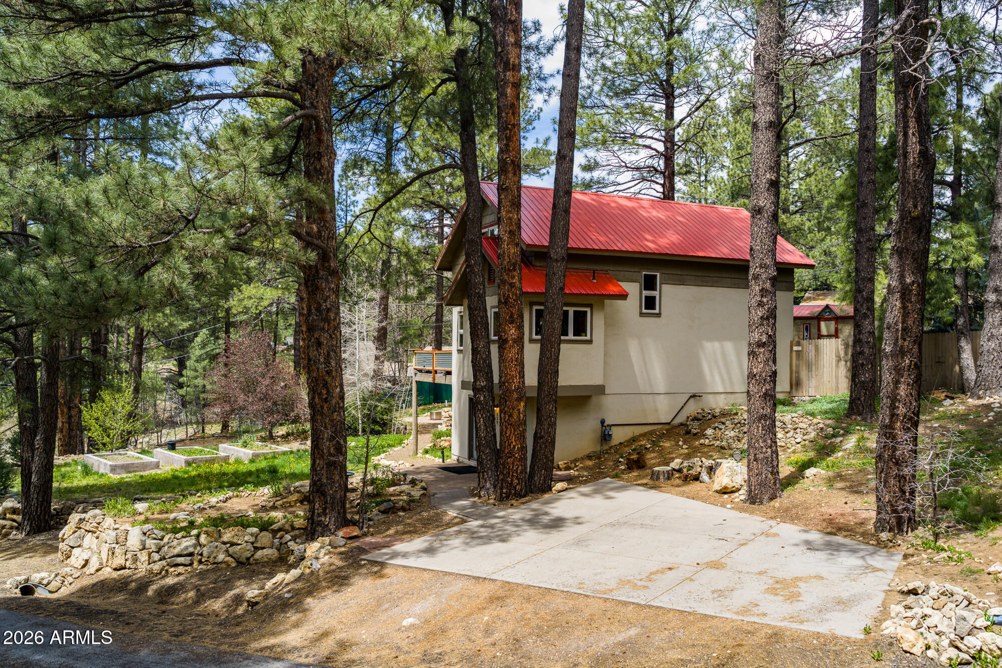 MOUNTAINAIRE 2 - Residential