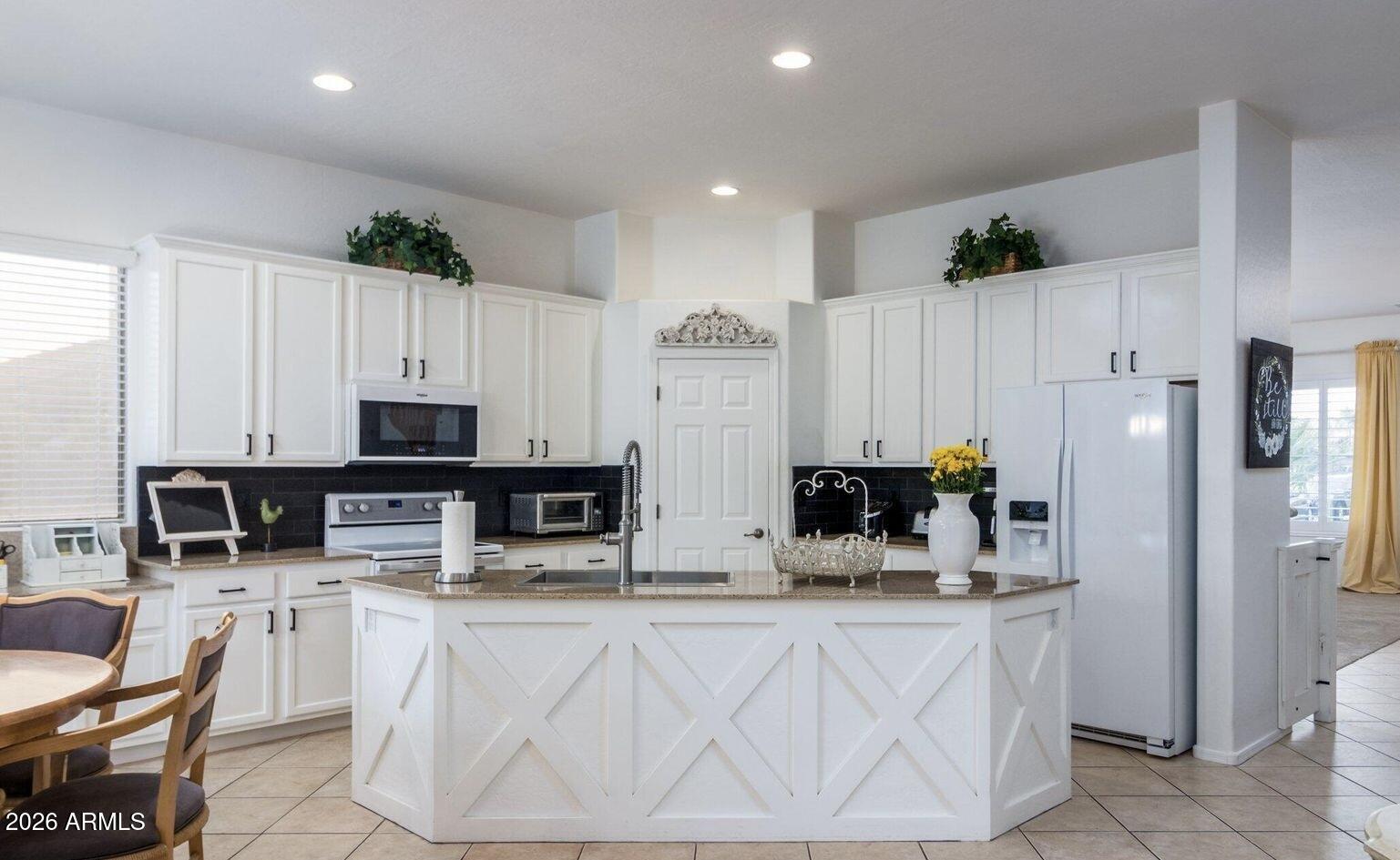 VILLAGES OF EASTRIDGE UNIT 9 - Residential