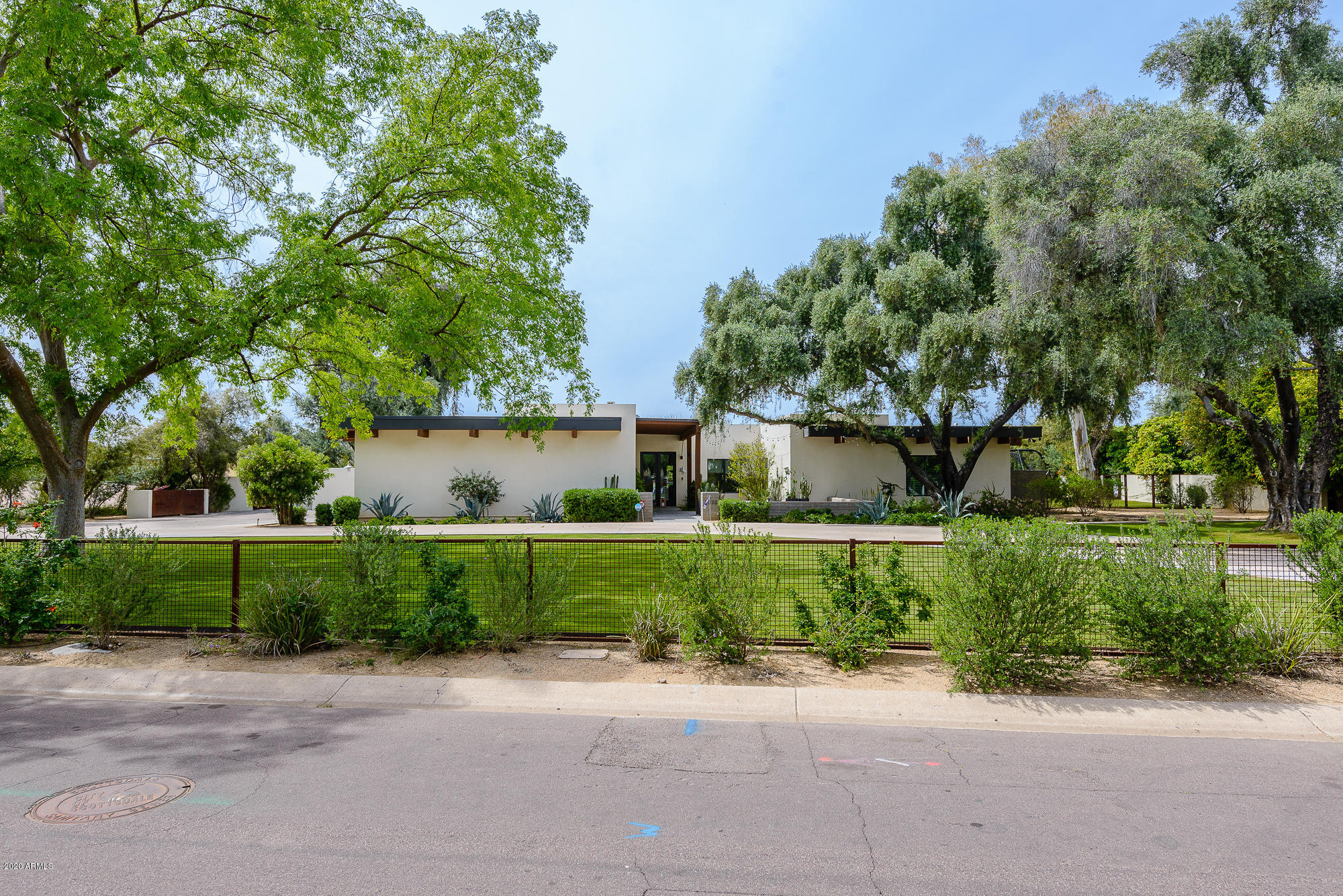PARADISE VALLEY FARMS - Residential