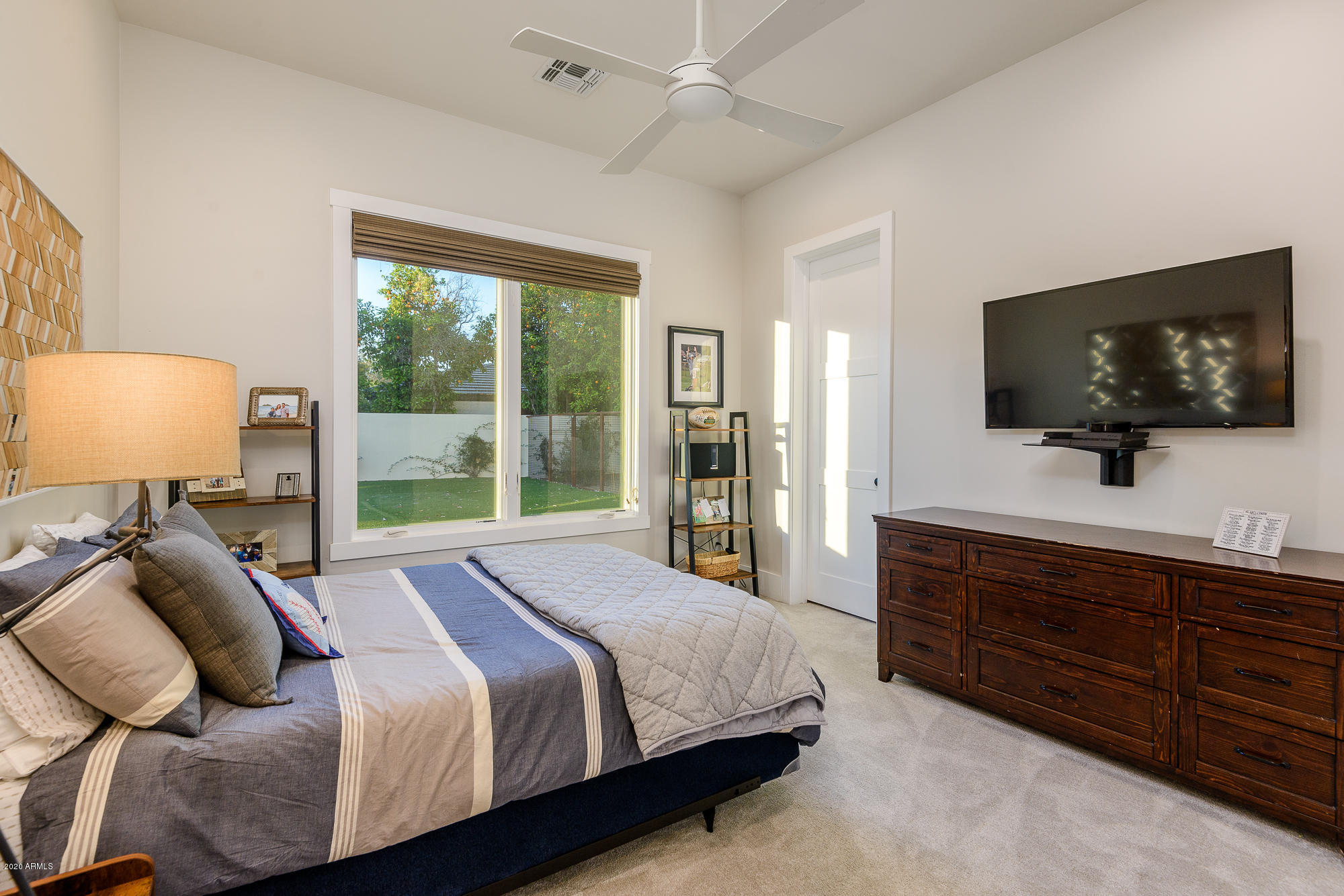 PARADISE VALLEY FARMS - Residential
