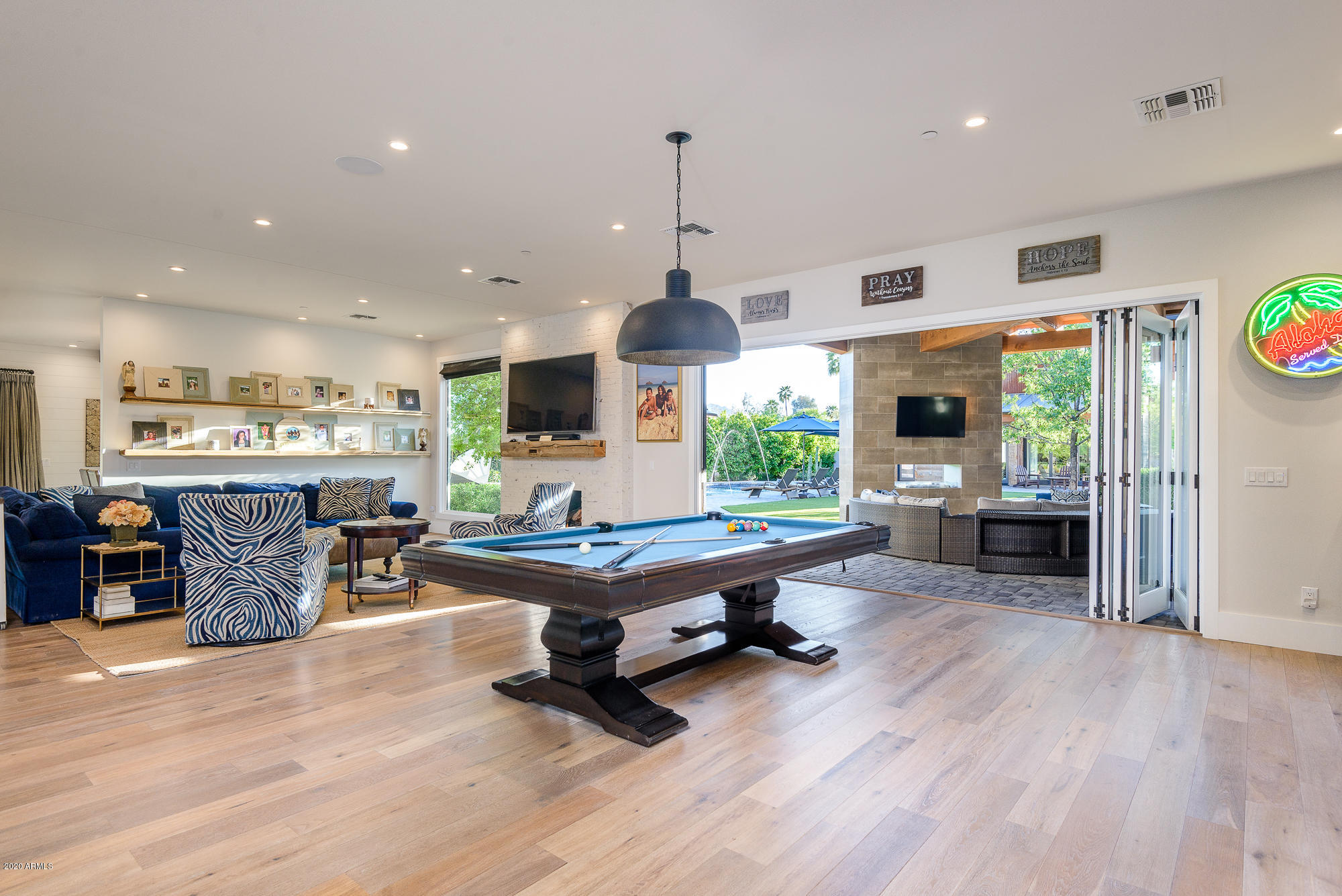 PARADISE VALLEY FARMS - Residential