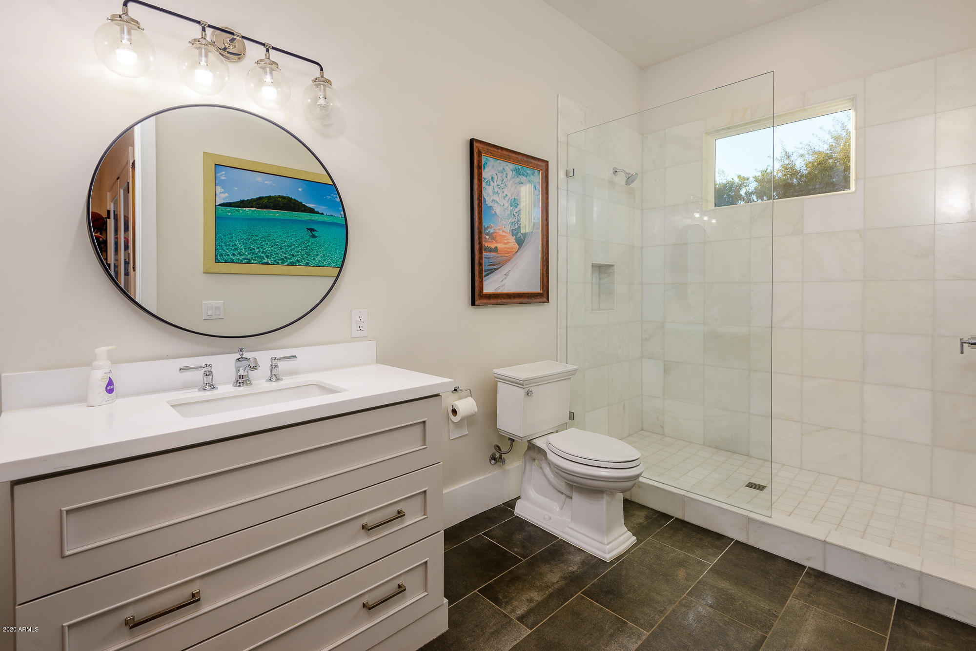 PARADISE VALLEY FARMS - Residential