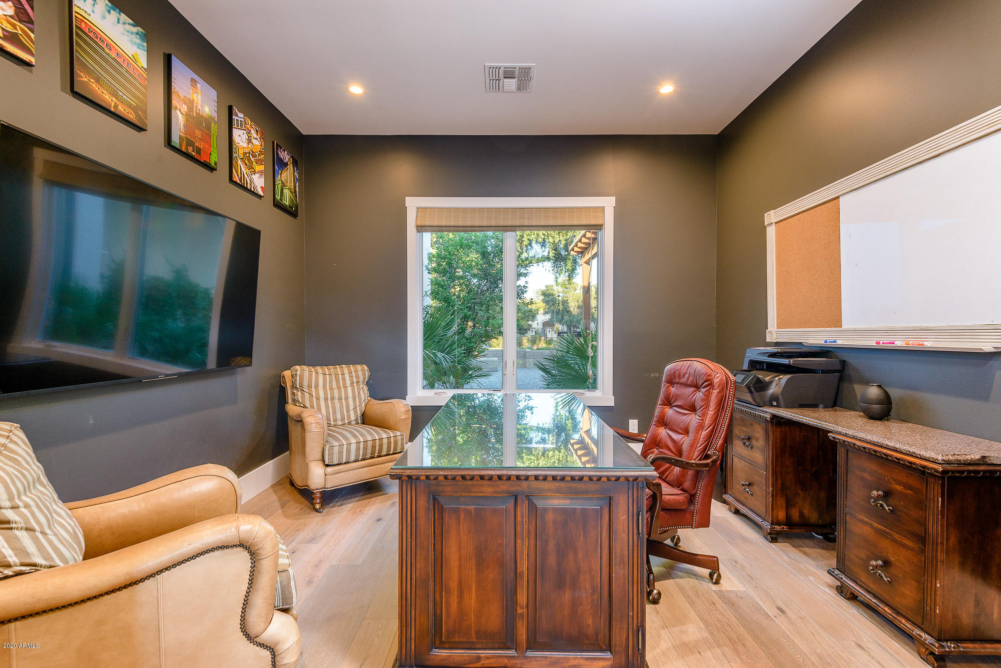 PARADISE VALLEY FARMS - Residential