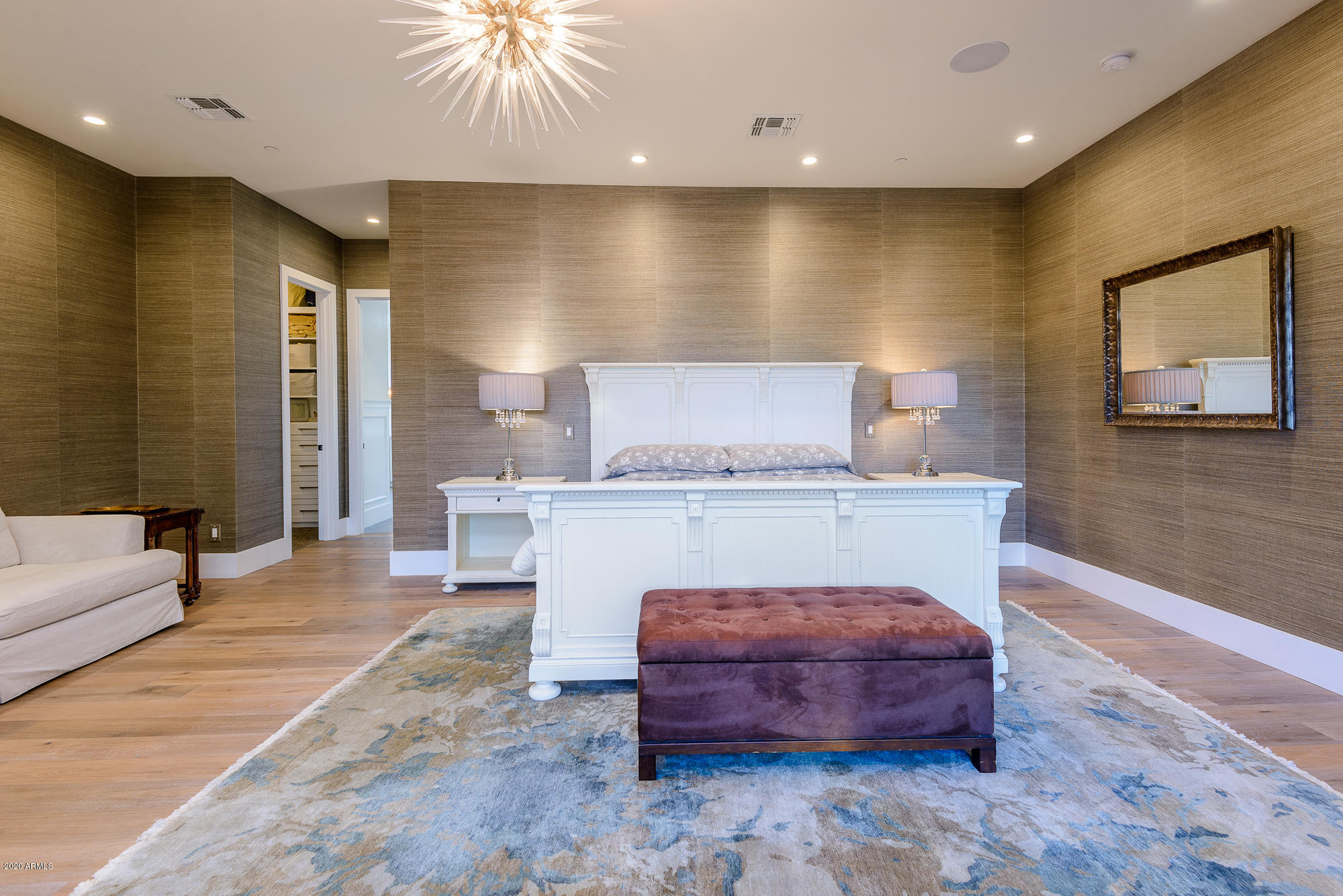 PARADISE VALLEY FARMS - Residential