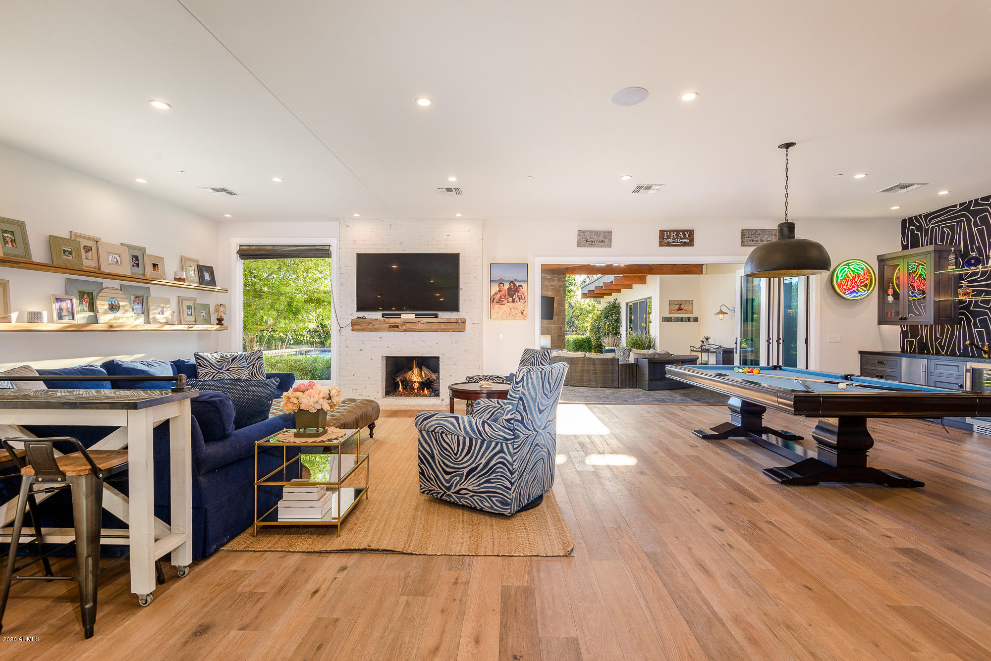 PARADISE VALLEY FARMS - Residential