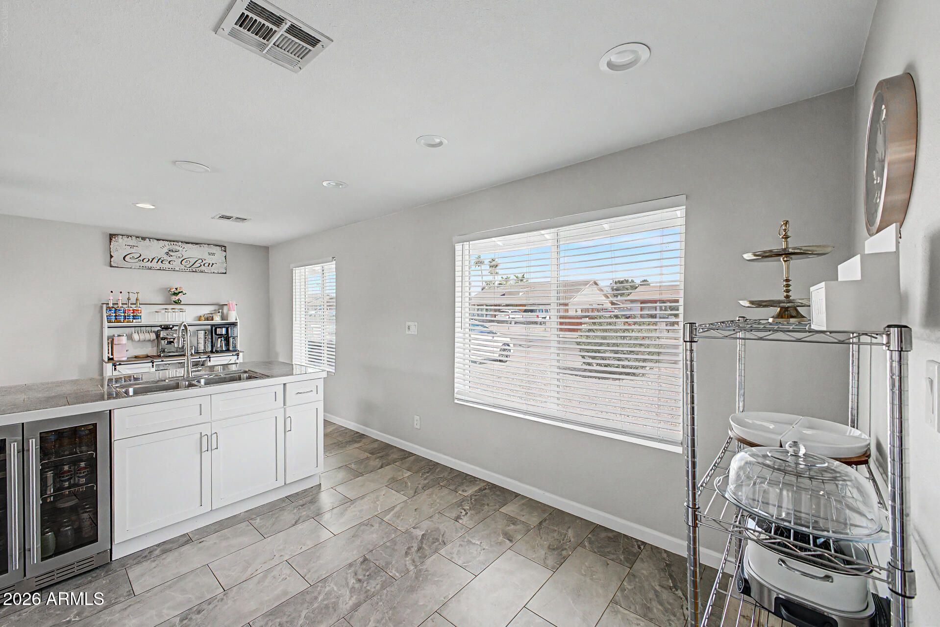 SUNRISE TERRACE UNIT 5 - Residential