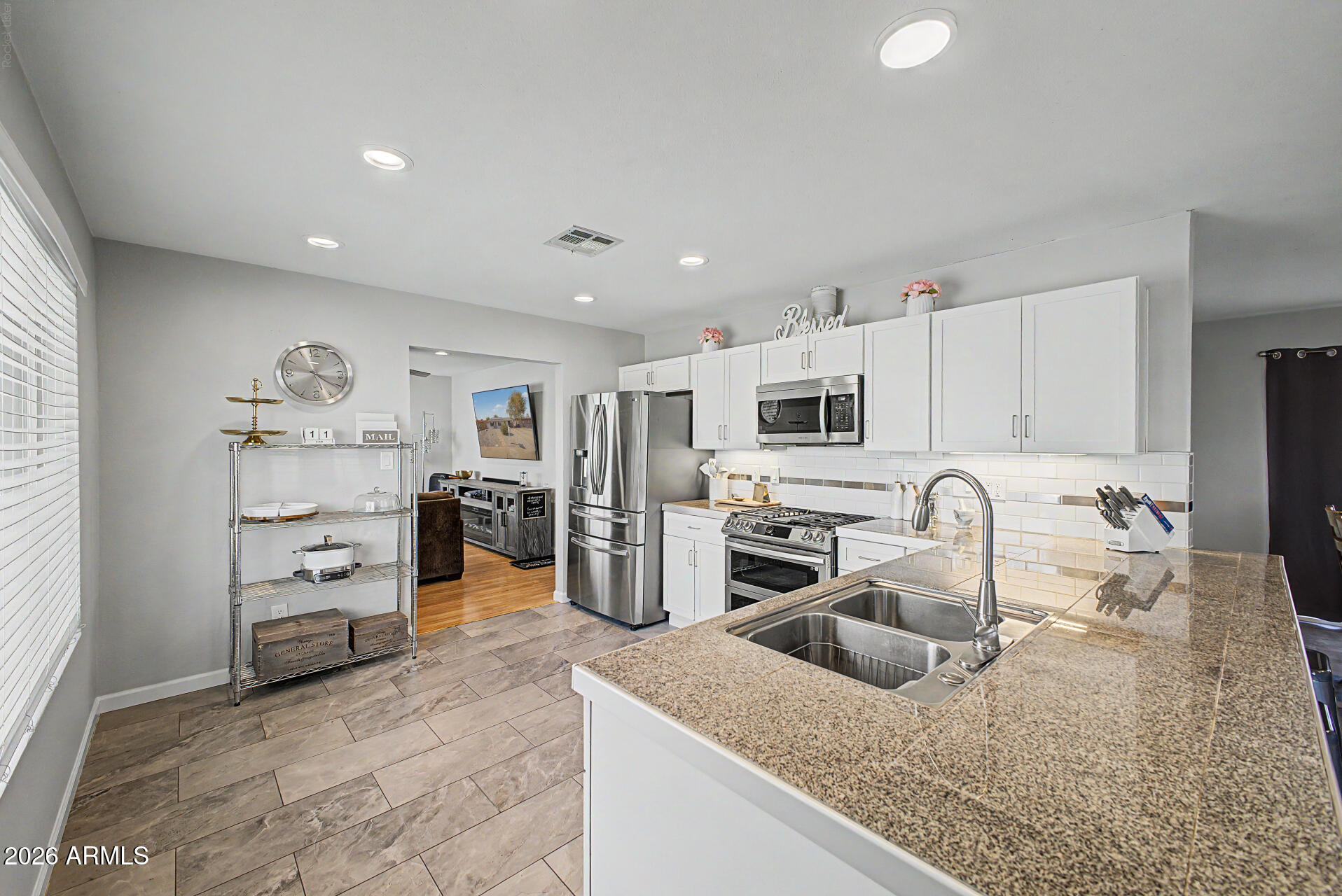 SUNRISE TERRACE UNIT 5 - Residential