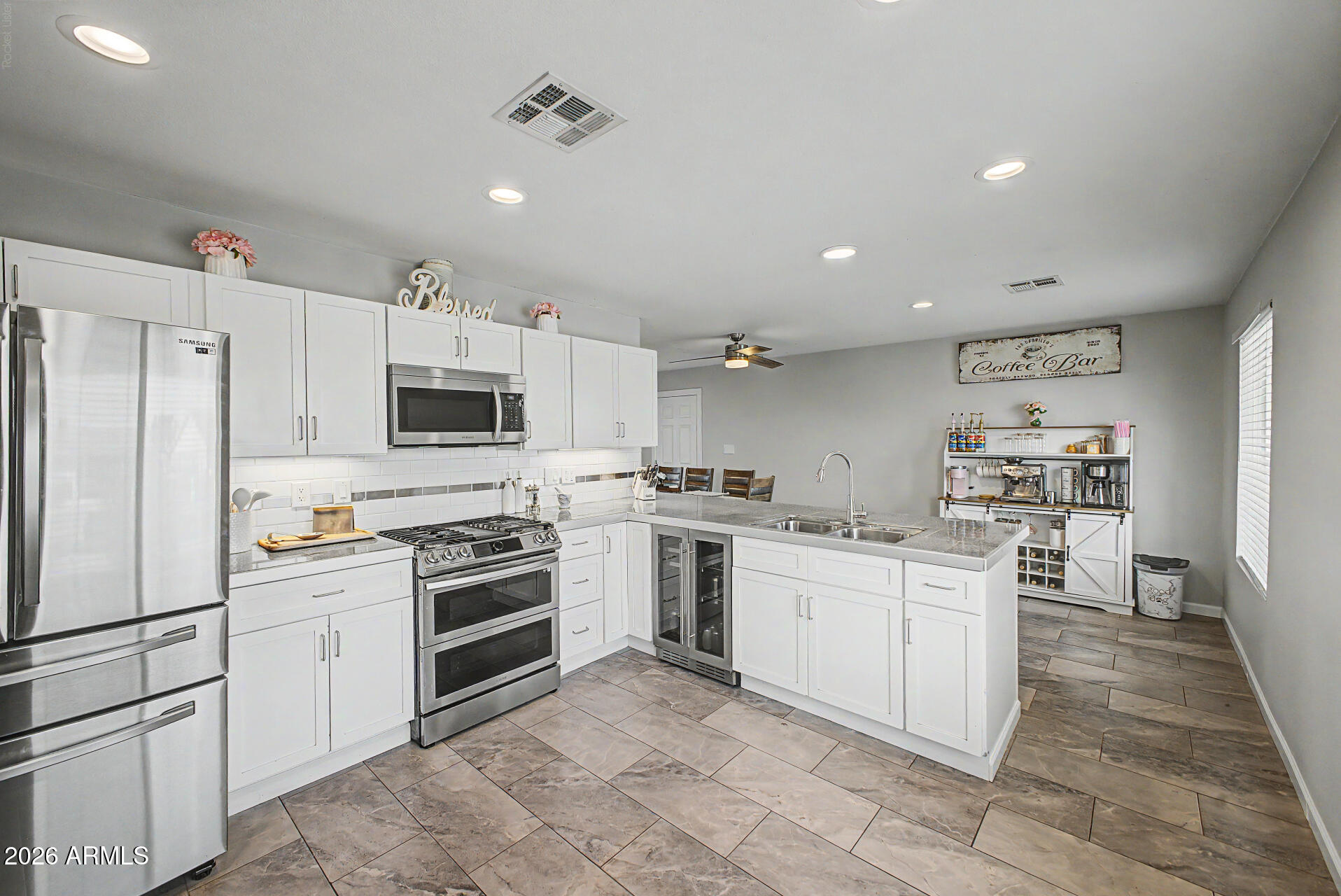 SUNRISE TERRACE UNIT 5 - Residential